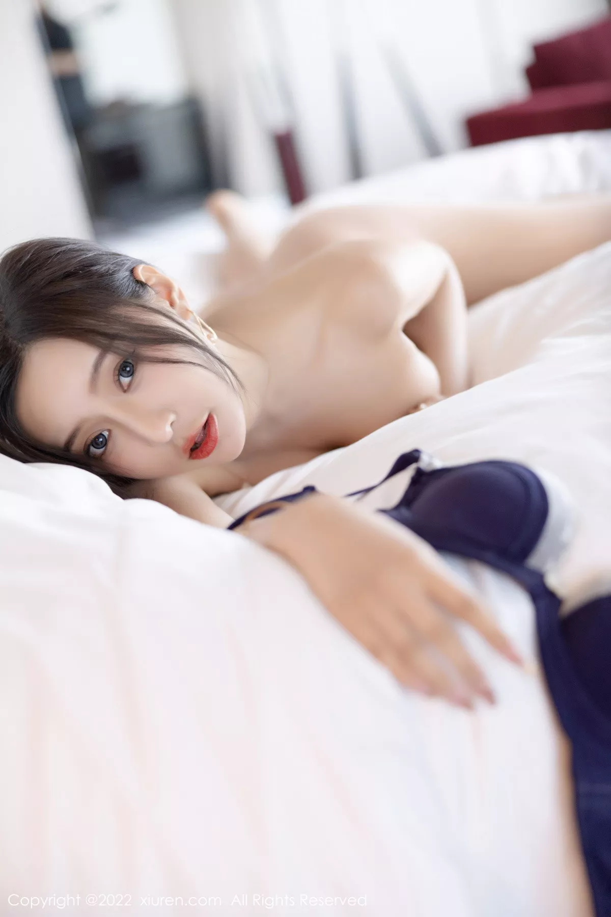 秀人集.com_[XiuRen秀人网]No.5978_女神王馨瑶yanni私房半脱露性感蓝色内衣配超薄无内肉丝诱惑写真81P