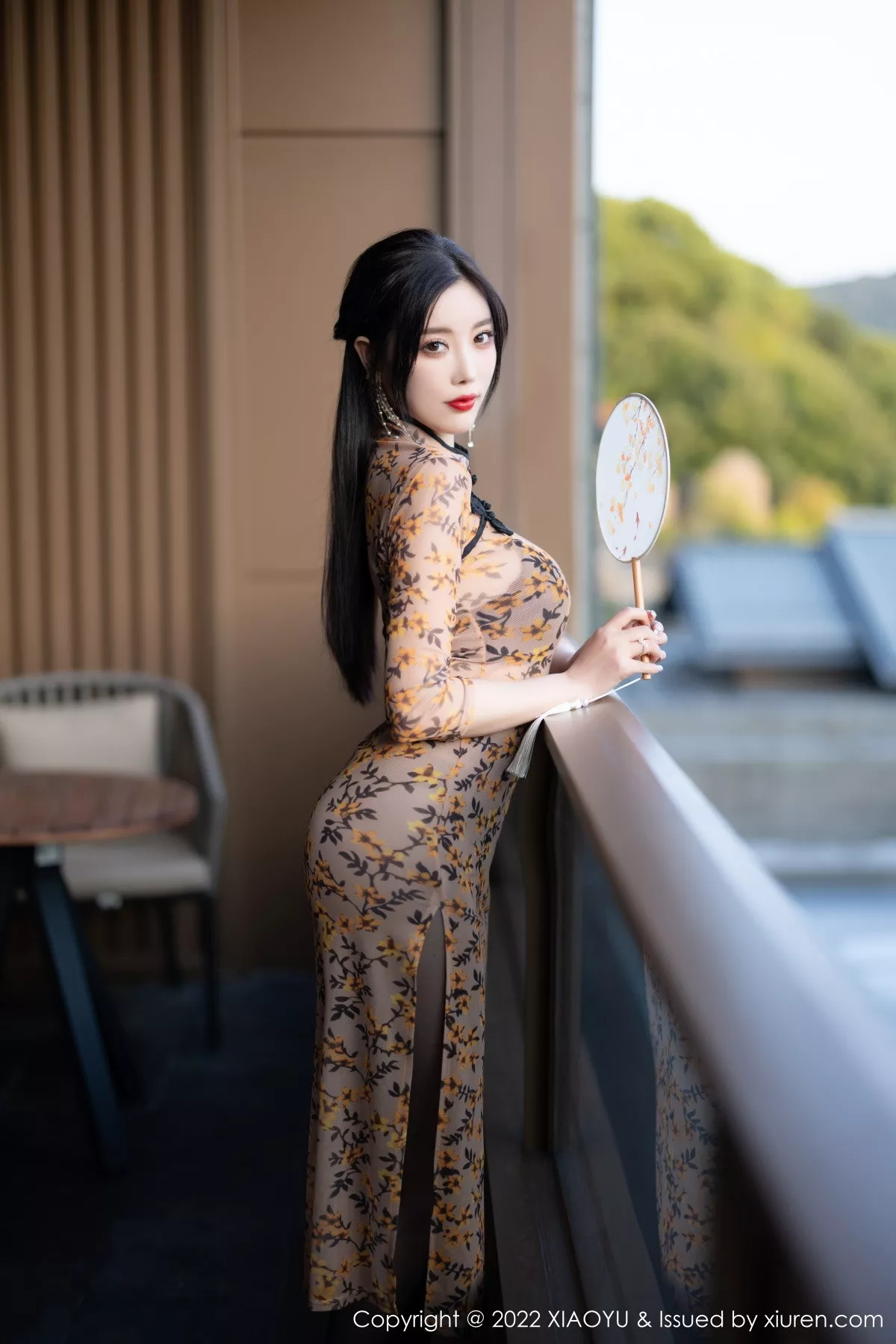 秀人集.com_[XiaoYu画语界]Vol.927_女神杨晨晨Yome脱轻透旗袍露黑色蕾丝内衣配开档黑丝诱惑写真88P