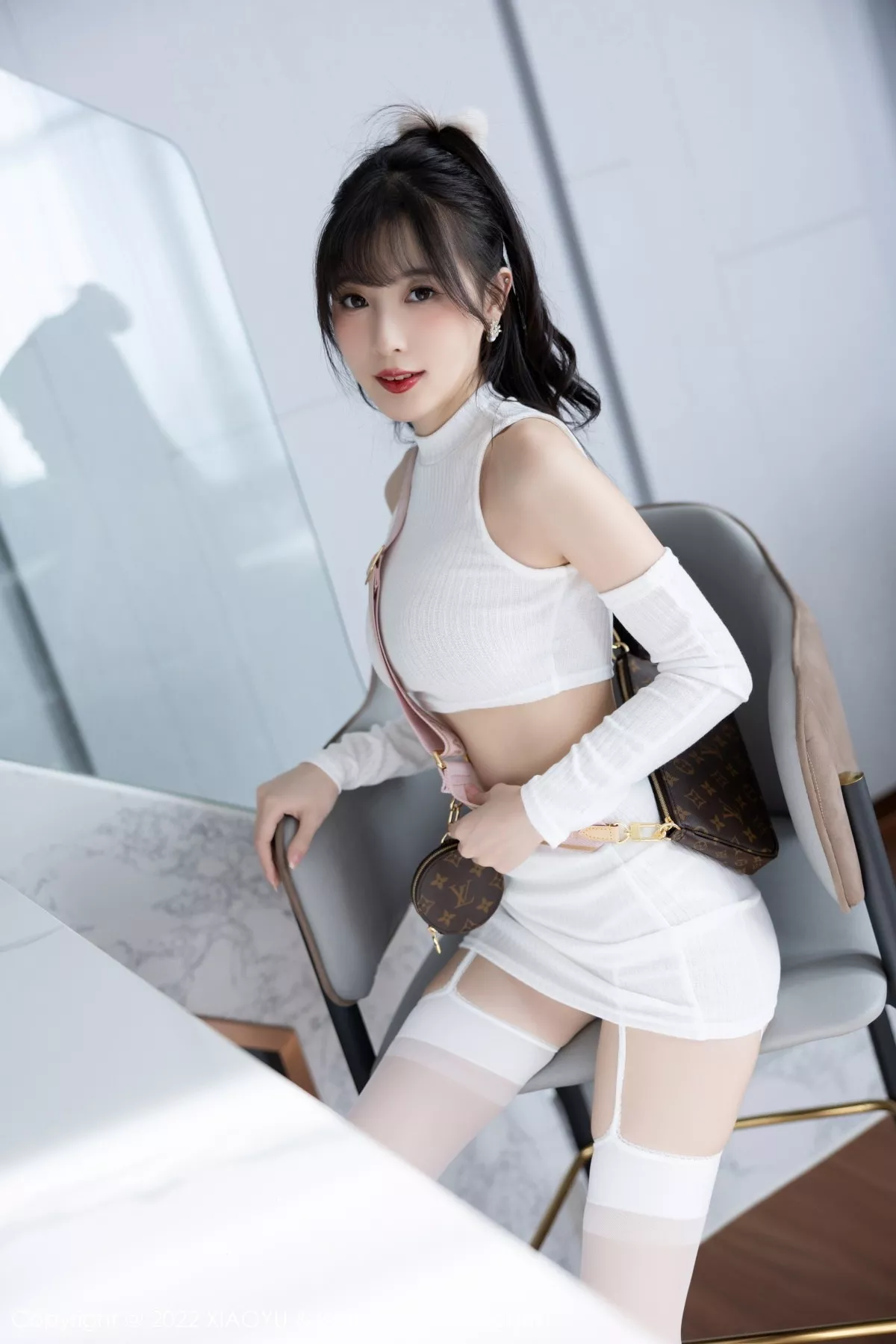 秀人集.com_[XiaoYu画语界]Vol.928_模特林星阑半脱露白色抹胸内衣配白丝吊袜秀曼妙身姿诱惑写真81P