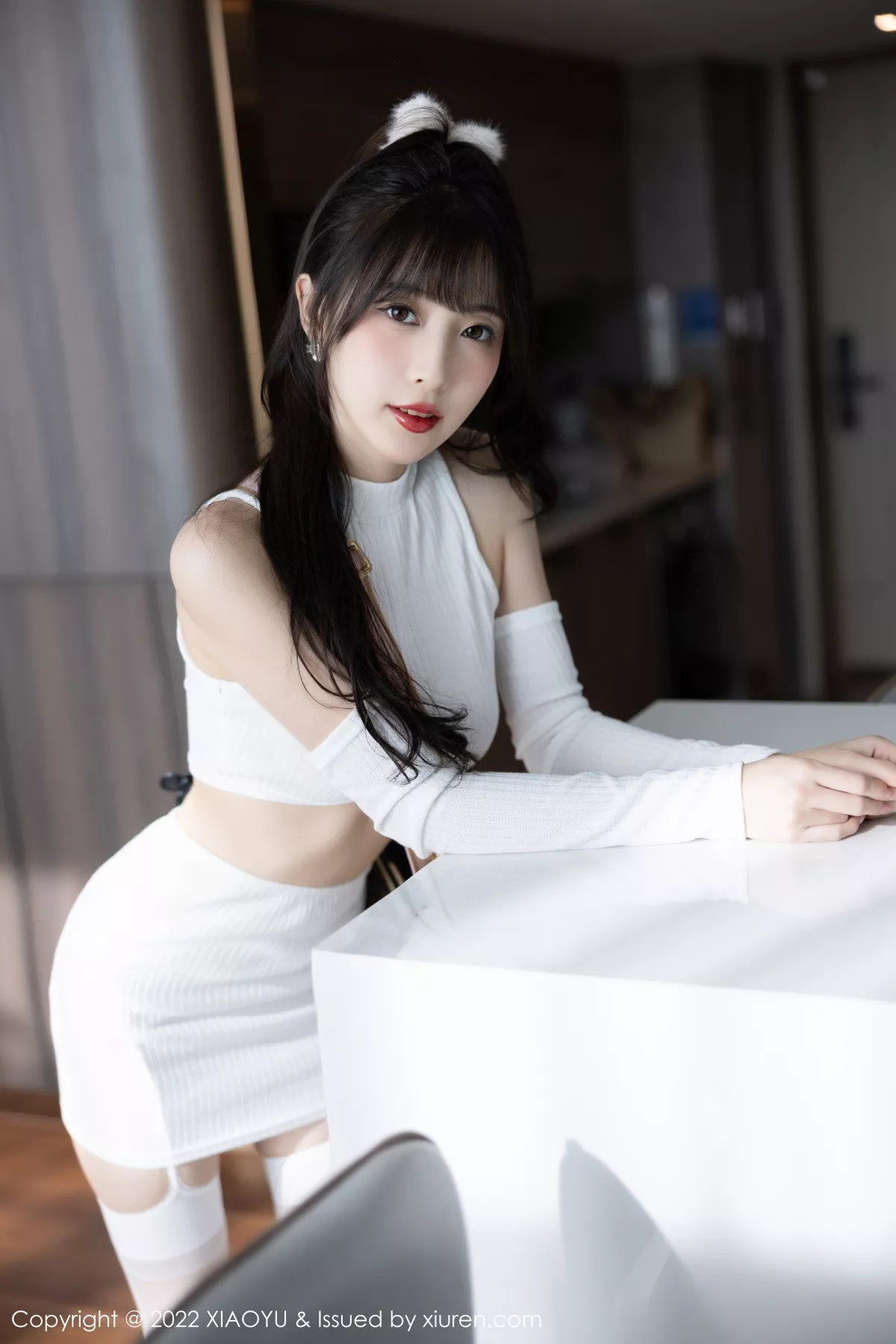 秀人集.com_[XiaoYu画语界]Vol.928_模特林星阑半脱露白色抹胸内衣配白丝吊袜秀曼妙身姿诱惑写真81P
