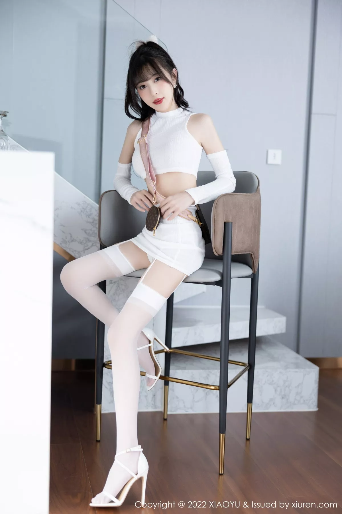 秀人集.com_[XiaoYu画语界]Vol.928_模特林星阑半脱露白色抹胸内衣配白丝吊袜秀曼妙身姿诱惑写真81P