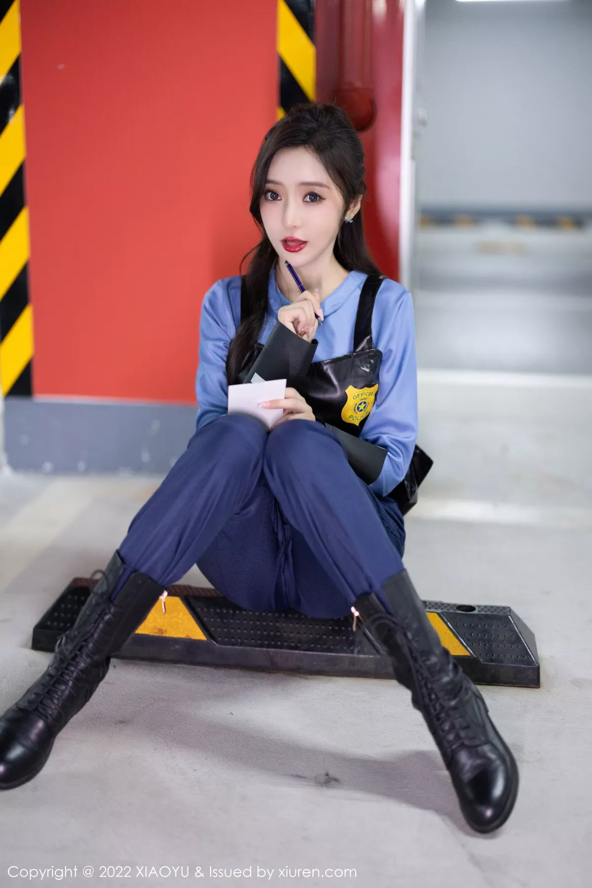 秀人集.com_[XiaoYu画语界]Vol.929_女神王馨瑶yanni脱蓝色女警官制服露黑色蕾丝内衣完美诱惑写真80P