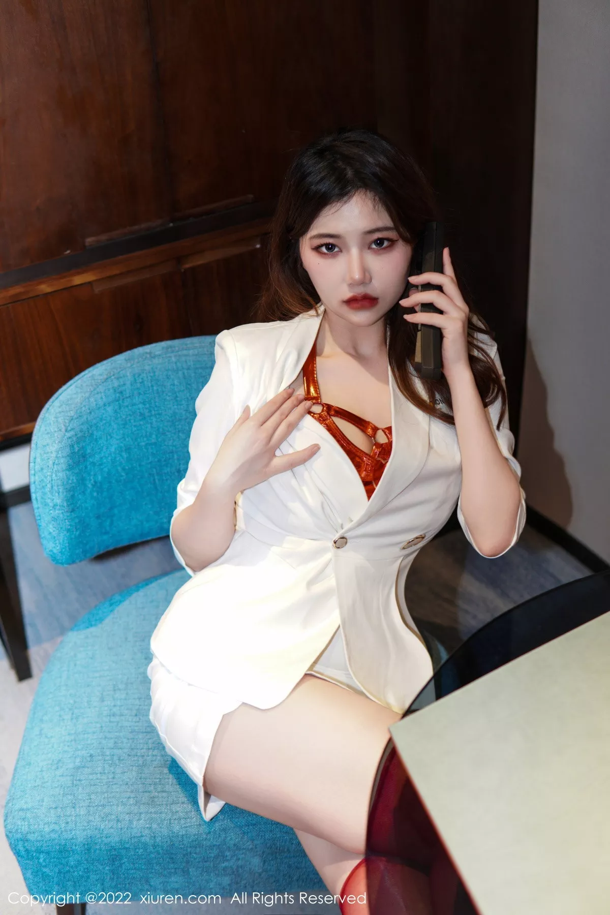 秀人集.com_[XiuRen秀人网]No.6053_模特奈奈子私房脱白色外套露红色情趣服饰秀曼妙身姿诱惑写真73P