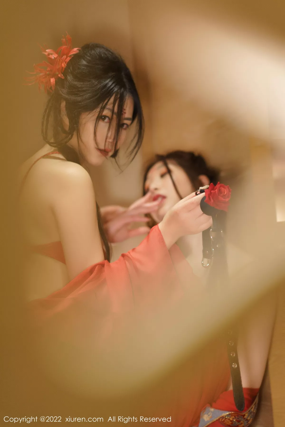 秀人集.com_[XiuRen秀人网]No.6068_女神laura阿姣＆妲己_Toxic红色薄透古装服秀丰满身材诱惑写真79P