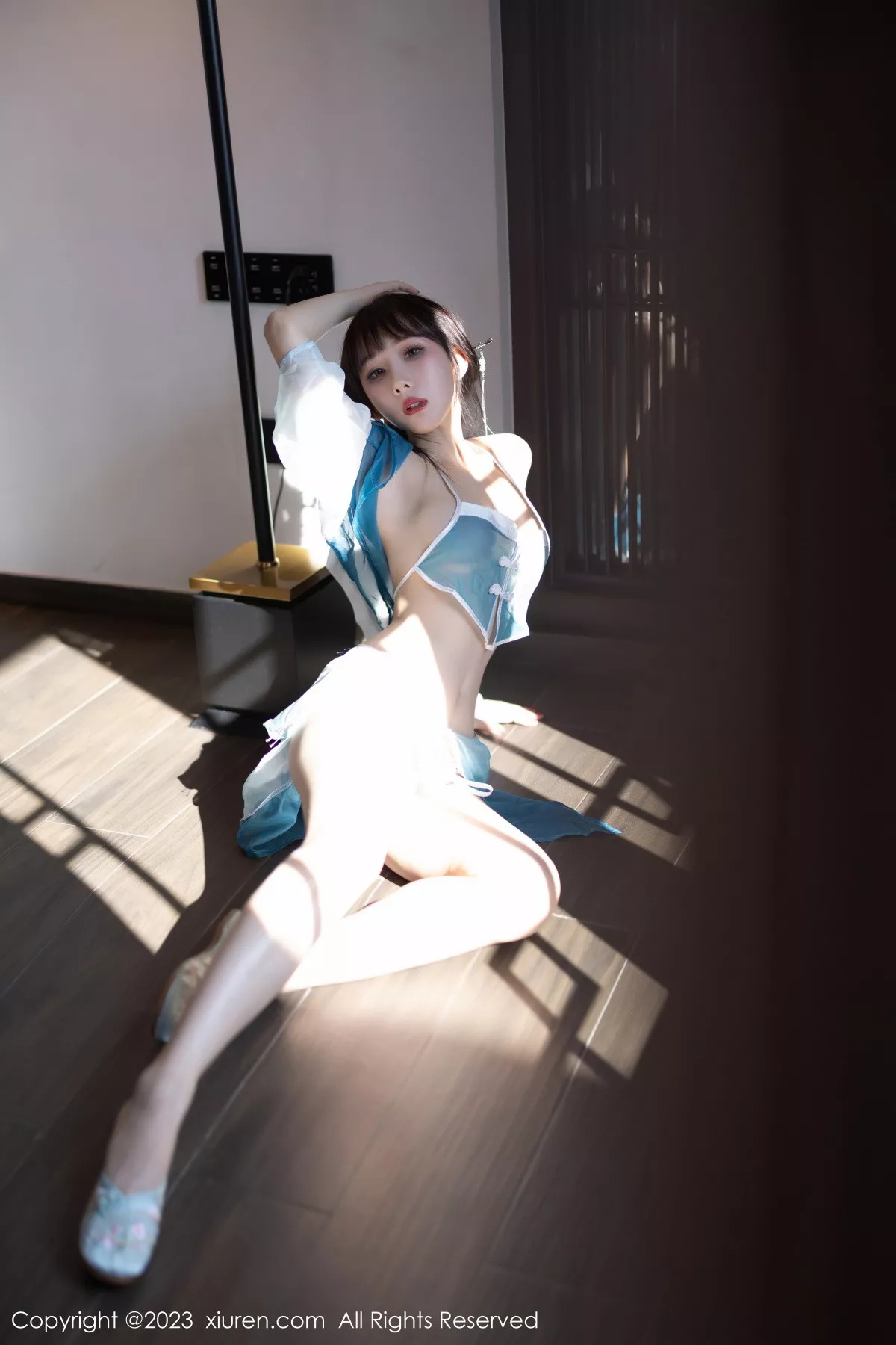 秀人集.com_[XiuRen秀人网]No.6076_模特波巧酱海南岛旅拍性感蓝色轻透薄纱服秀曼妙身姿诱惑写真81P