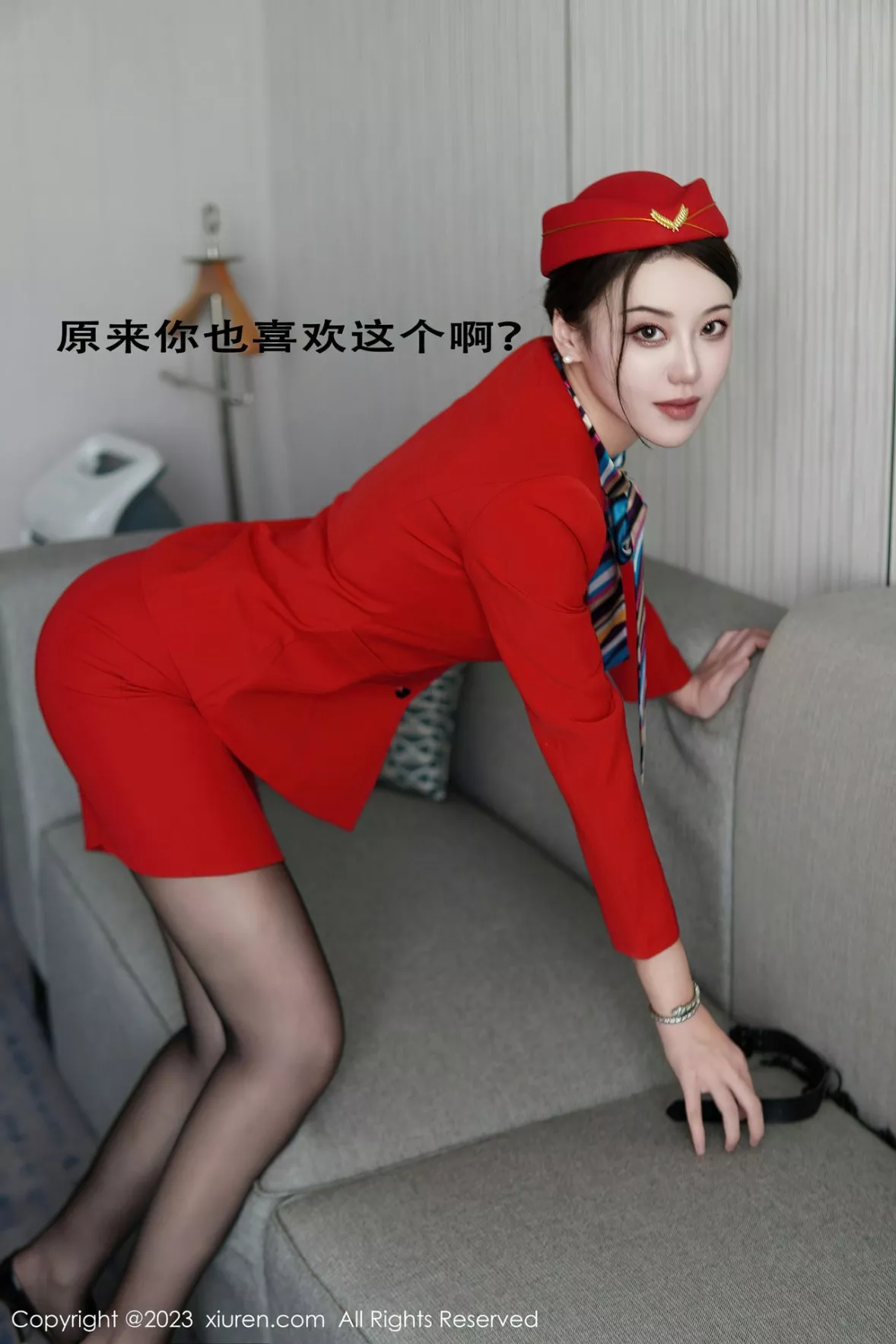 秀人集.com_[XiuRen秀人网]No.6088_模特米娜MnaL私房脱性感空姐制服露黑色蕾丝内衣撩人诱惑写真72P