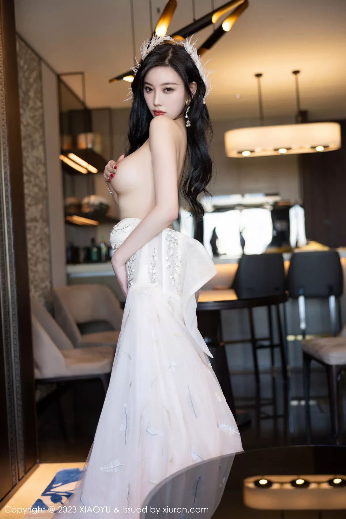 秀人集.com_[XiaoYu画语界]Vol.941_女神杨晨晨Yome生日主题脱连衣长裙露火辣身材极致诱惑写真120P