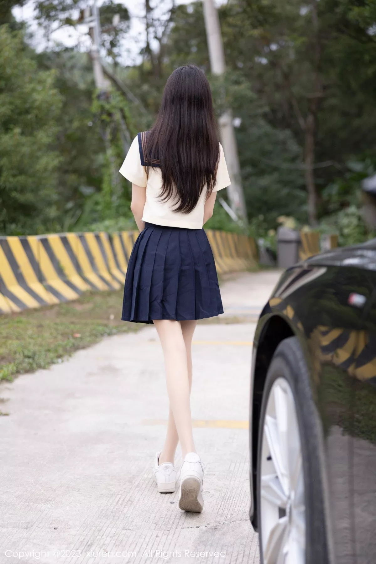 秀人集.com_[XiuRen秀人网]No.6126_模特林星阑海南岛旅拍脱学妹制服露白色内衣原色丝袜诱惑写真81P