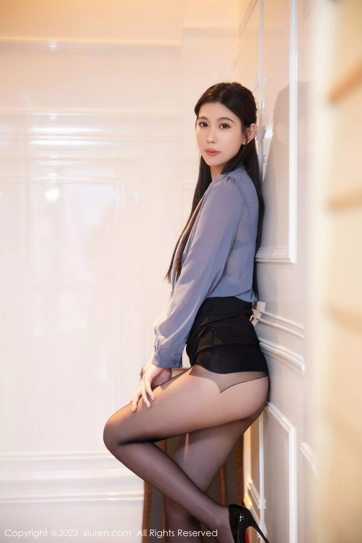 秀人集.com_[XiuRen秀人网]No.6122_模特李雅柔蓝色薄纱上衣配黑短裙露黑色内衣超薄黑丝诱惑写真62P