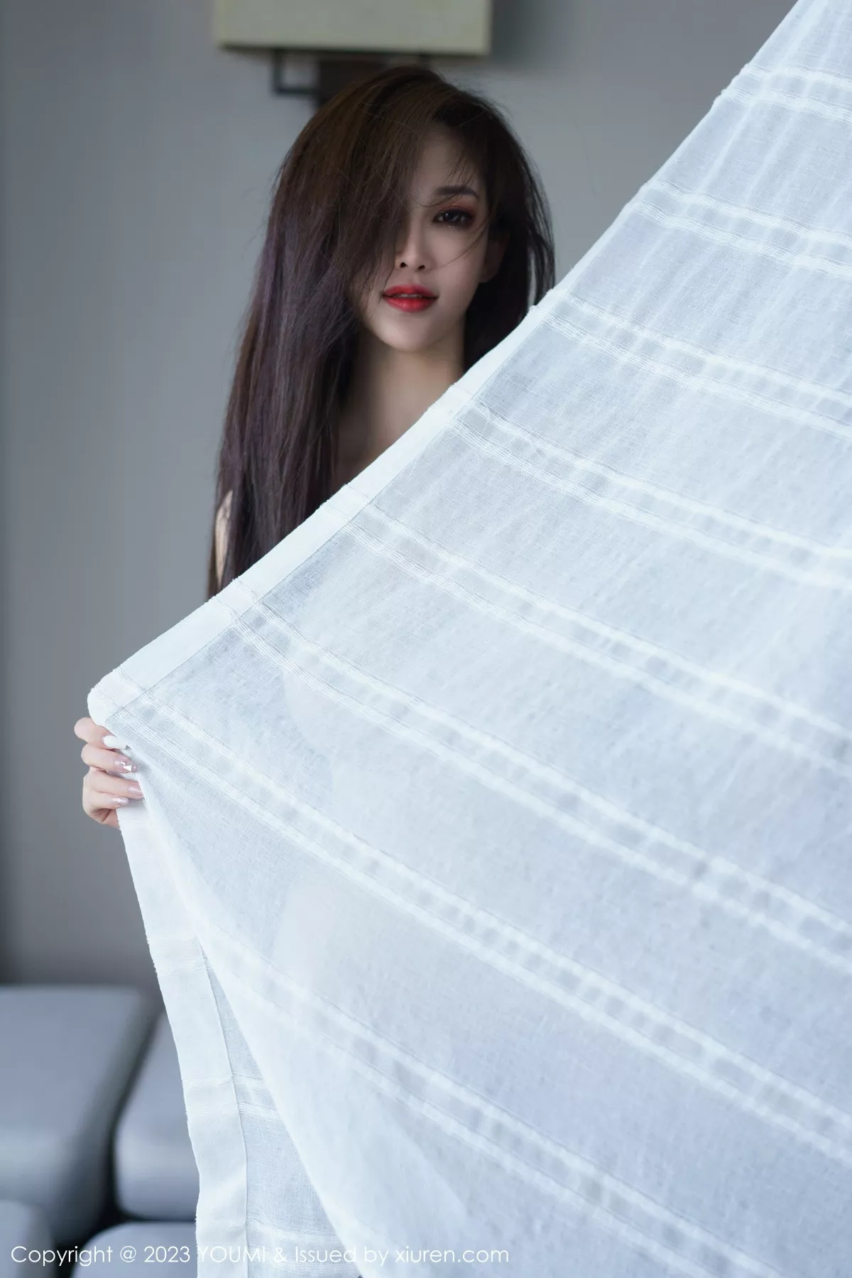 秀人集.com_[YouMi尤蜜荟]Vol.890_女神Carol周妍希白色上衣配黑短裙露性感内衣破烂黑丝诱惑写真97P