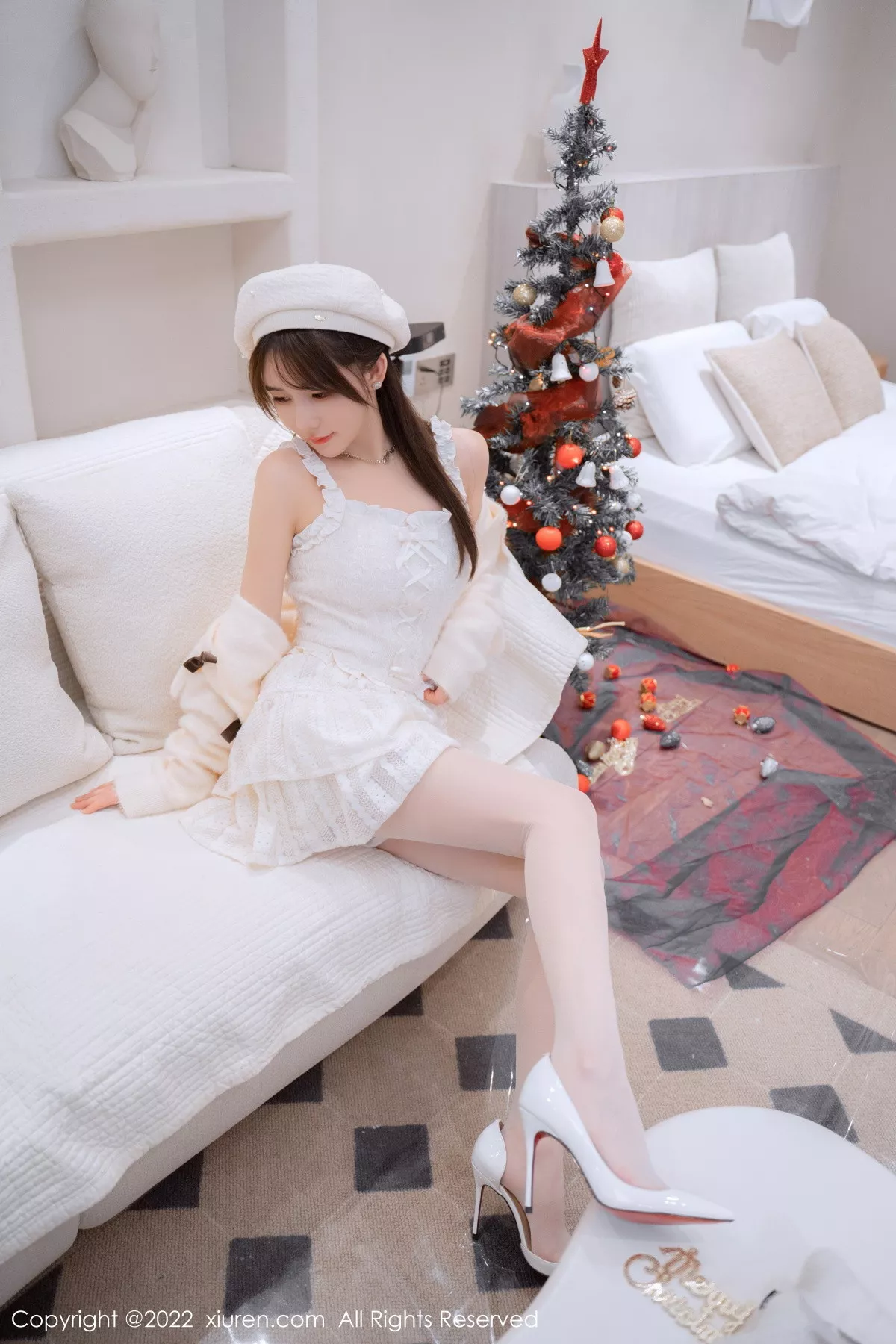 秀人集.com_[XiuRen秀人网]No.6025_模特婠婠么性感白色毛线上衣配白短裙秀曼妙身姿完美诱惑写真68P
