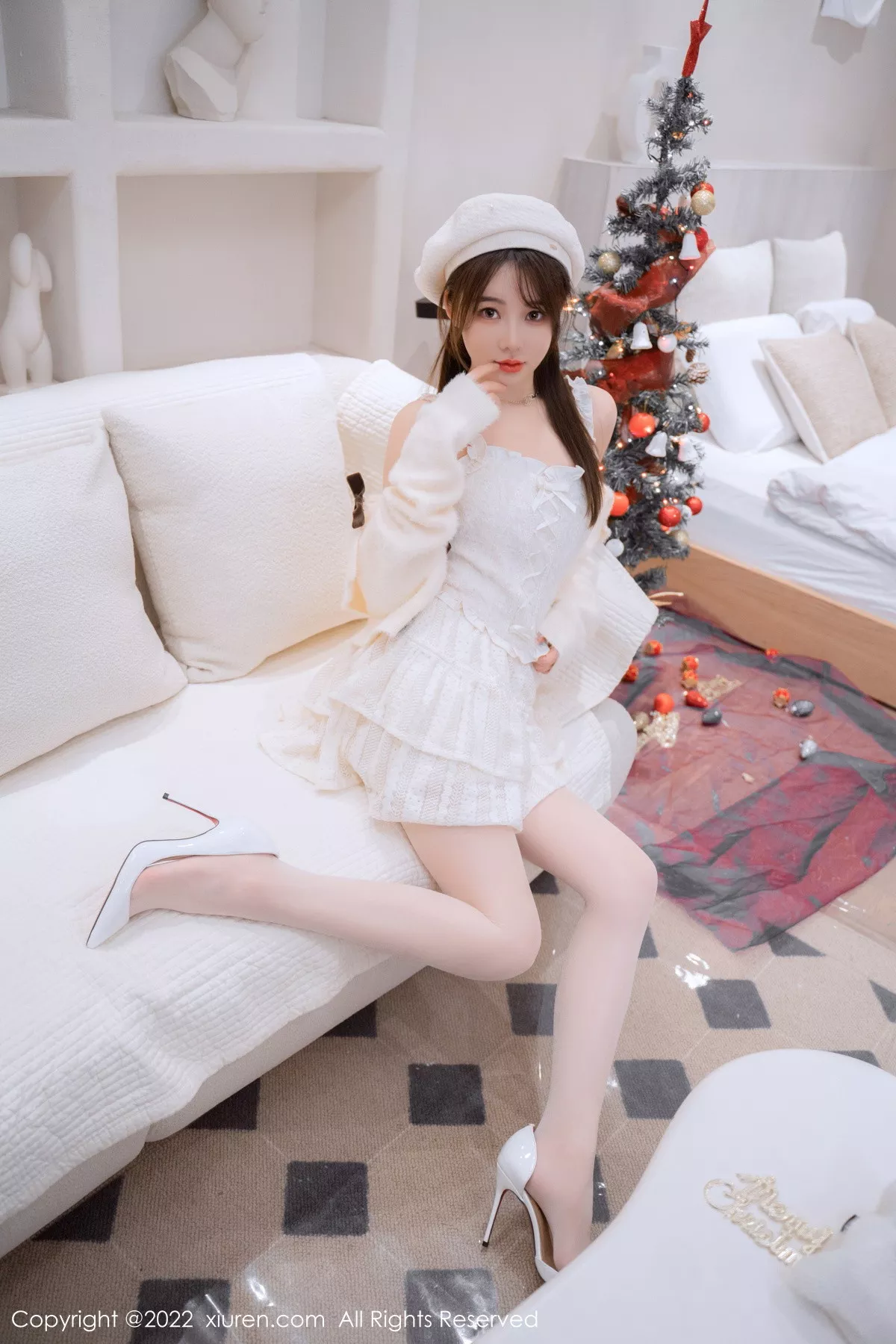 秀人集.com_[XiuRen秀人网]No.6025_模特婠婠么性感白色毛线上衣配白短裙秀曼妙身姿完美诱惑写真68P