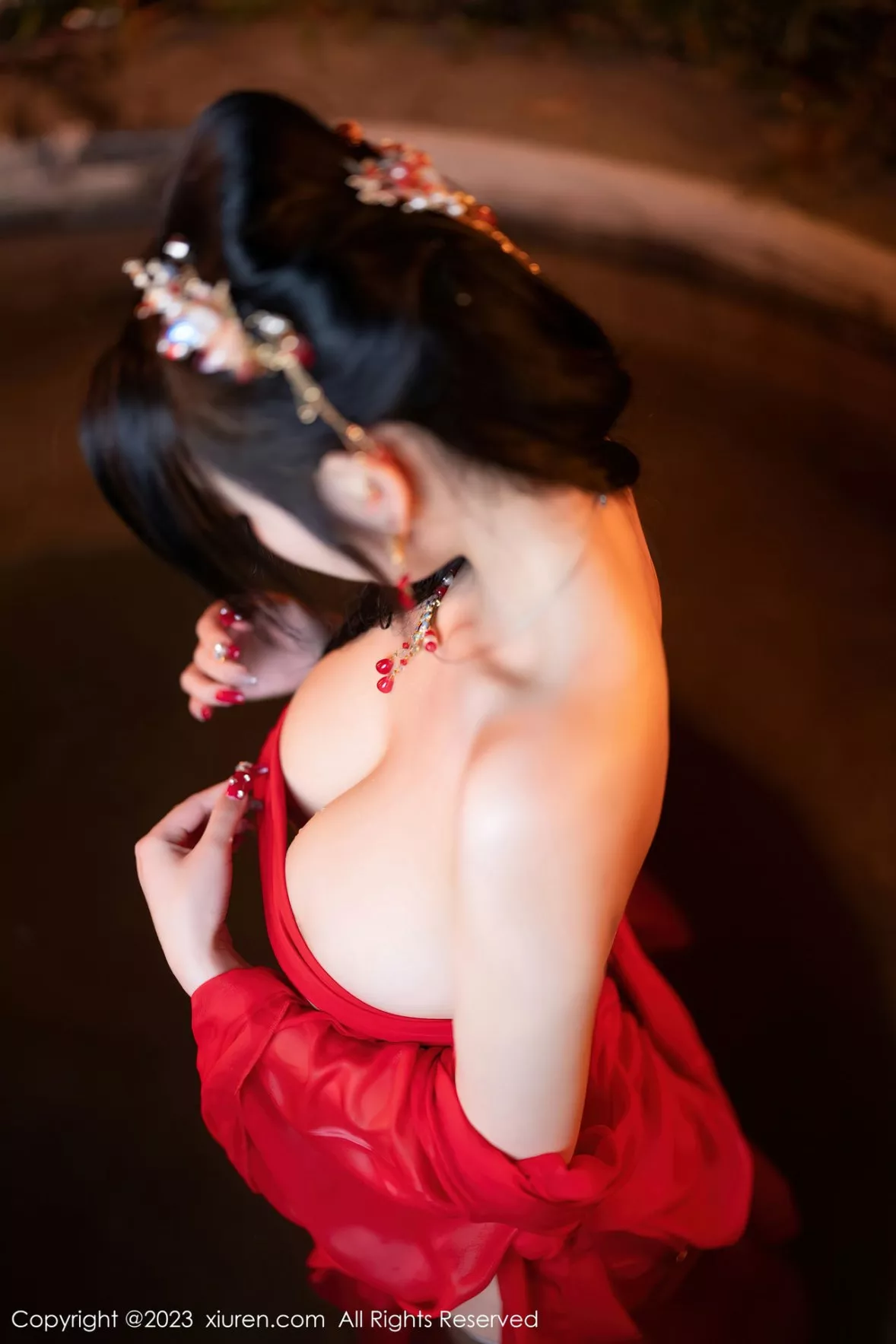 秀人集.com_[XiuRen秀人网]No.6149_女神杨晨晨Yome温泉性感半透红色丝绸秀丰满身材惹火诱惑写真88P