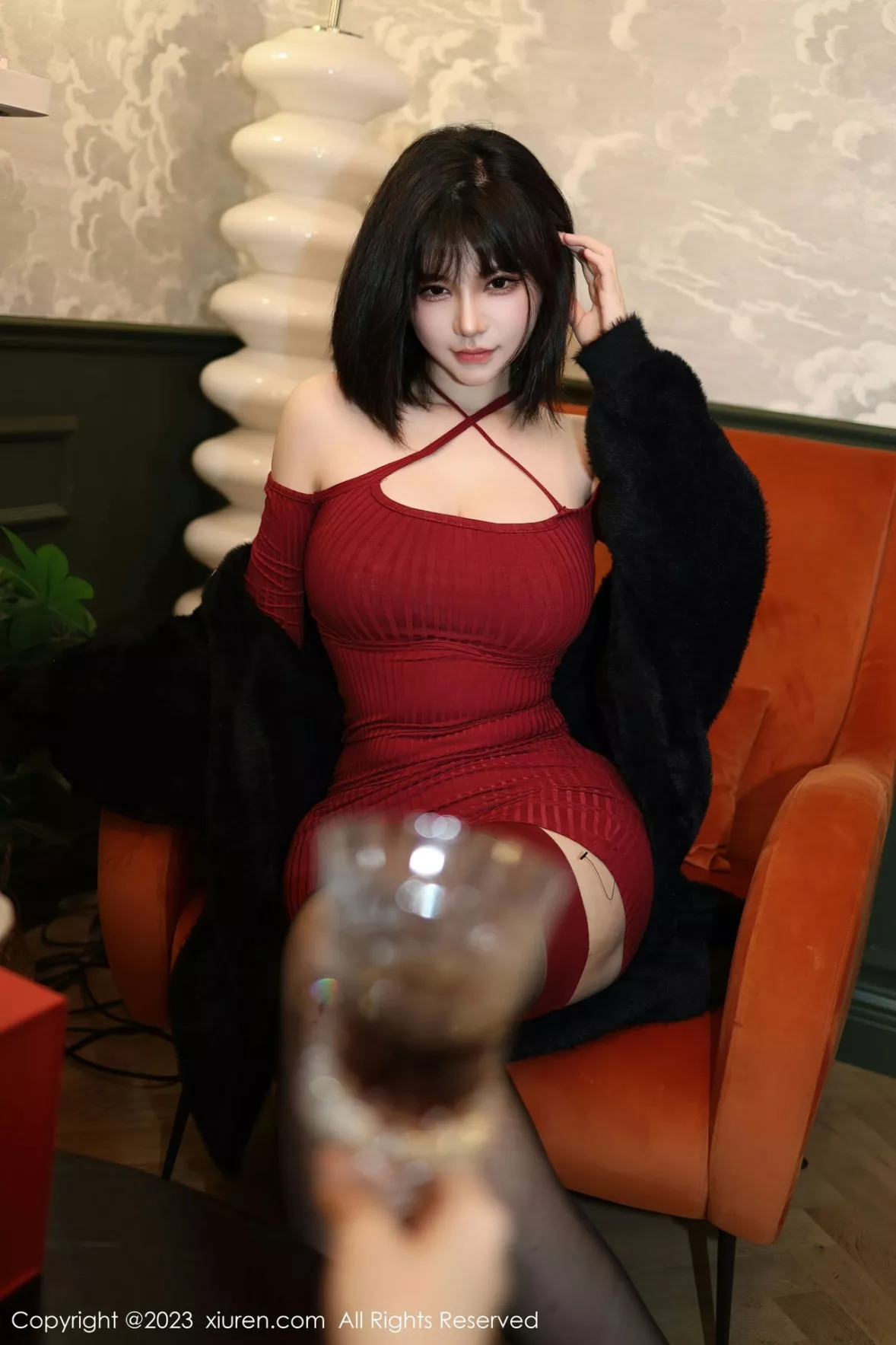 秀人集.com_[XiuRen秀人网]No.6144_模特桃桃子红色收身连衣短露黑色蕾丝内衣秀曼妙身姿诱惑写真81P