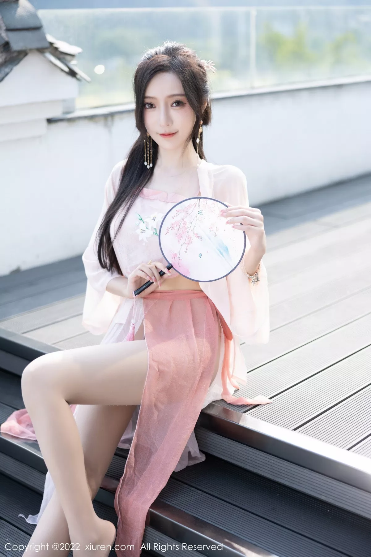 秀人集.com_[XiuRen秀人网]No.6040_女神王馨瑶yanni私房粉色肚兜配超薄肉丝秀惹火身材诱惑写真81P