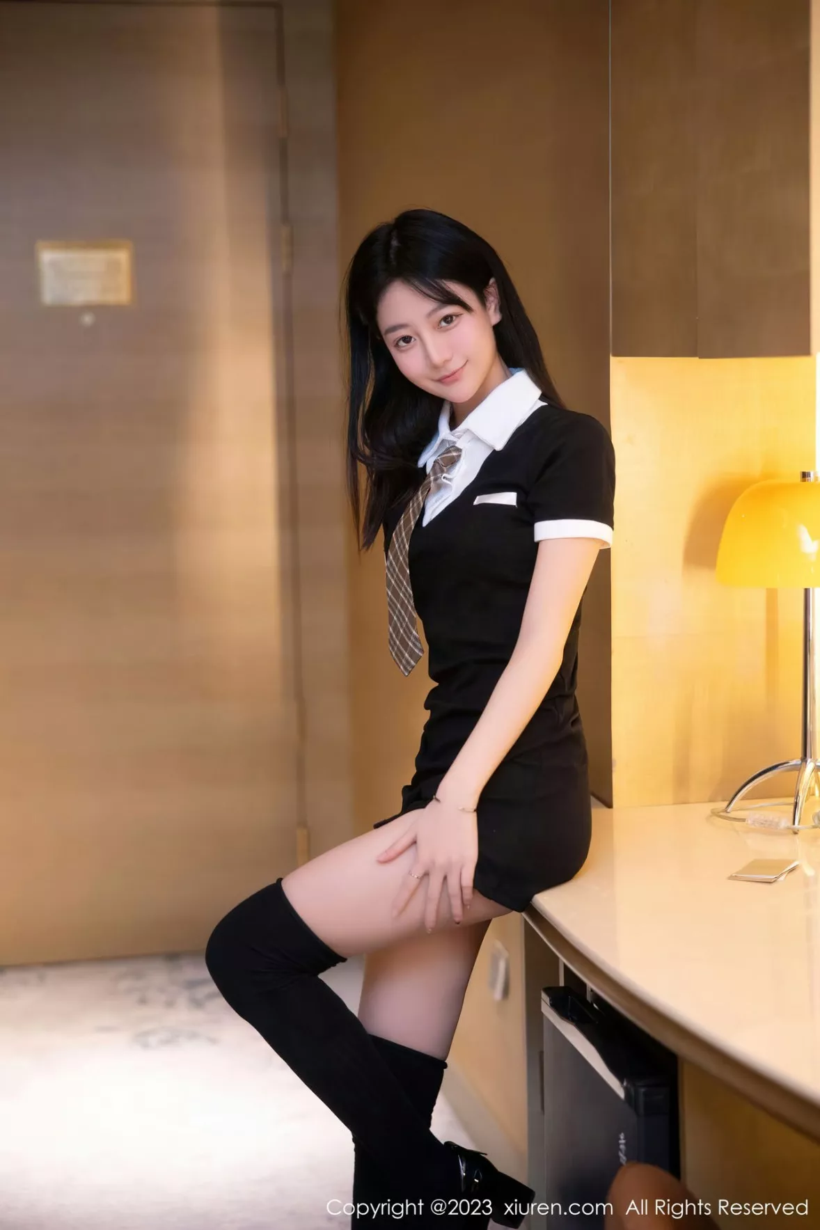 秀人集.com_[XiuRen秀人网]No.6210_新人模特谢小蒽私房半脱学生制服露白色蕾丝内衣迷人诱惑写真91P