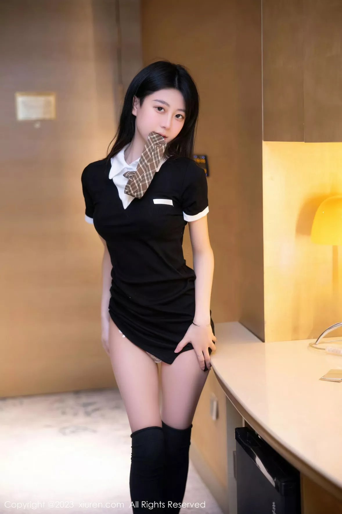 秀人集.com_[XiuRen秀人网]No.6210_新人模特谢小蒽私房半脱学生制服露白色蕾丝内衣迷人诱惑写真91P