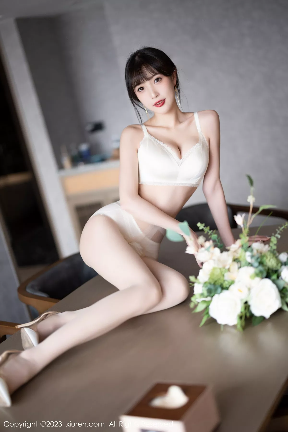 秀人集.com_[XiuRen秀人网]No.6236_模特林星阑脱咖啡色连衣裙露白色蕾丝内衣配开档肉丝诱惑写真90P