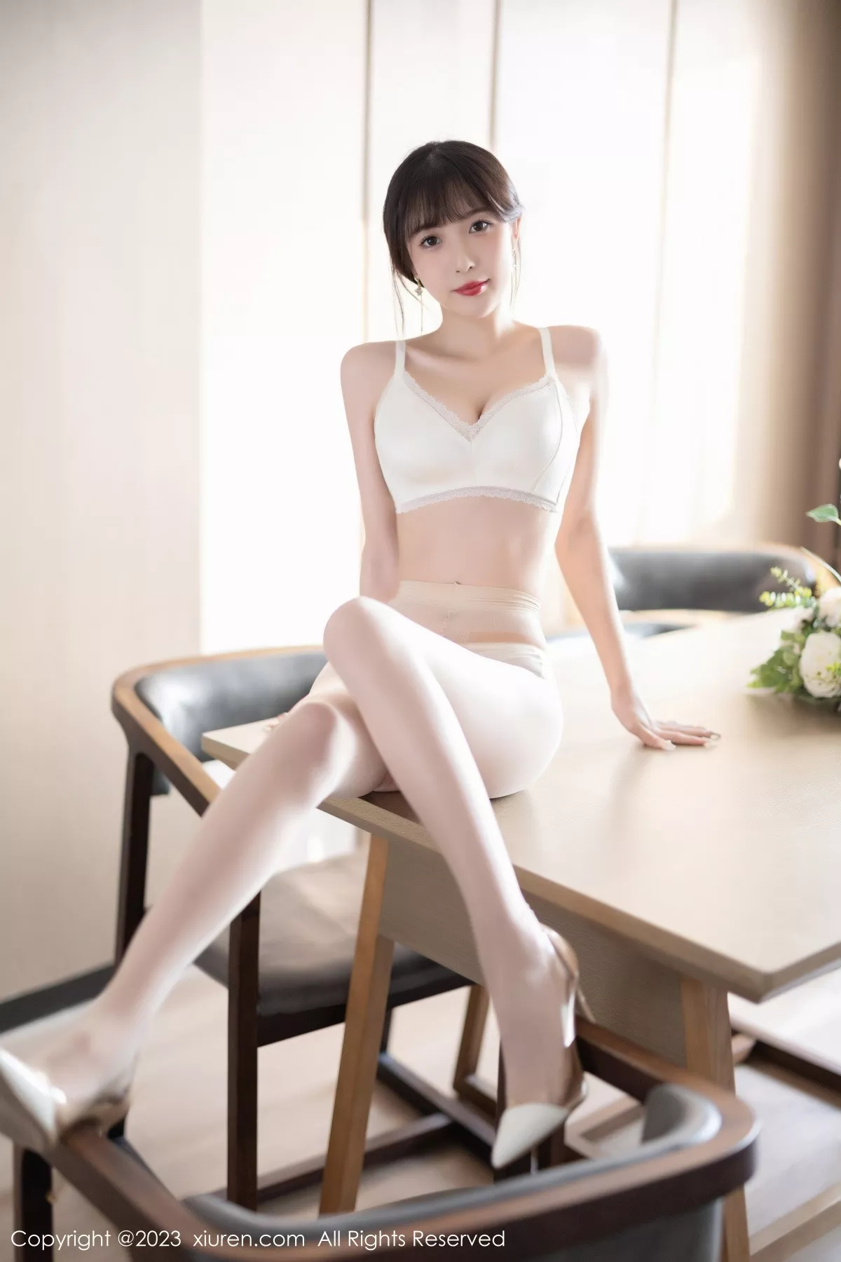 秀人集.com_[XiuRen秀人网]No.6236_模特林星阑脱咖啡色连衣裙露白色蕾丝内衣配开档肉丝诱惑写真90P
