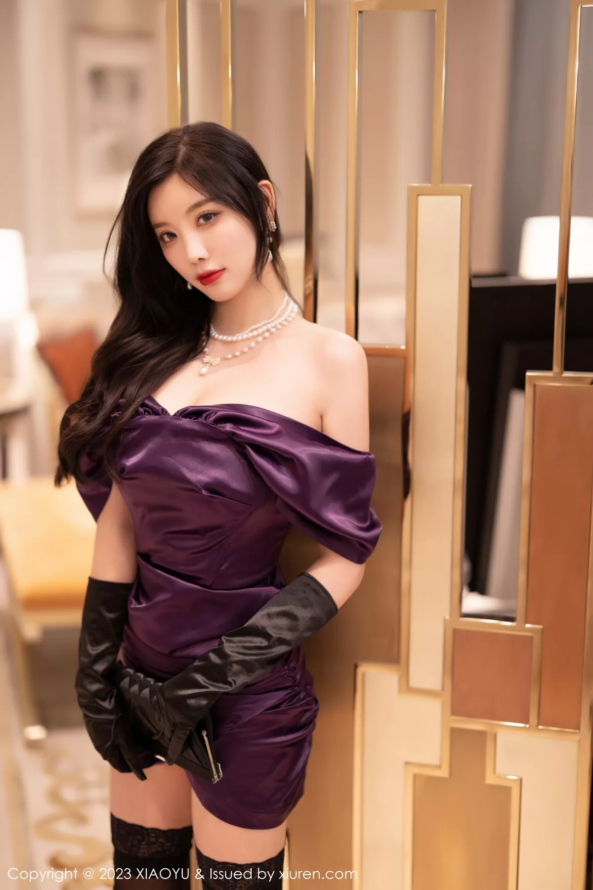 秀人集.com_[XiaoYu画语界]Vol.963_女神杨晨晨Yome脱露肩连衣短裙秀淡紫色蕾丝内衣完美诱惑写真85P