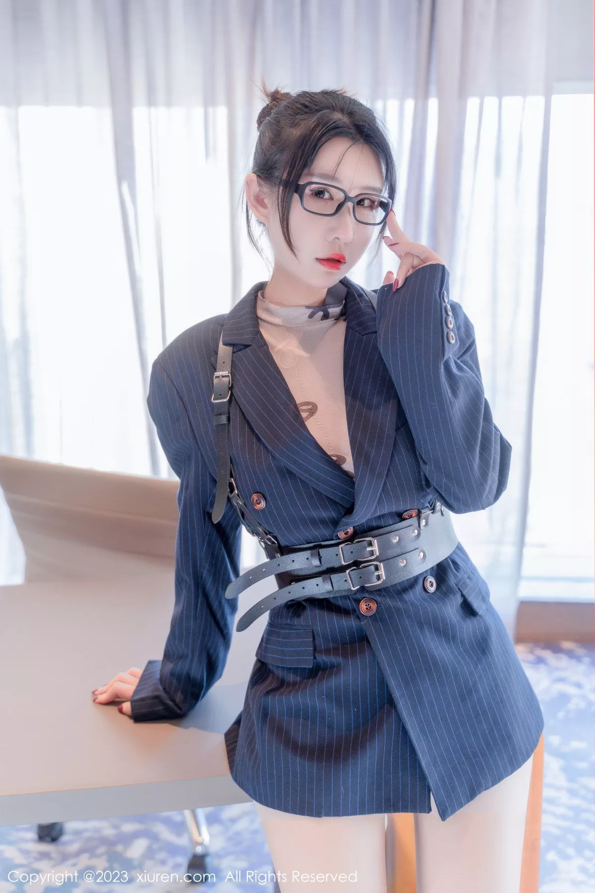 秀人集.com_[XiuRen秀人网]No.6255_模特夏沫沫tifa私人秘书主题性感超薄肉丝秀完美身材诱惑写真62P