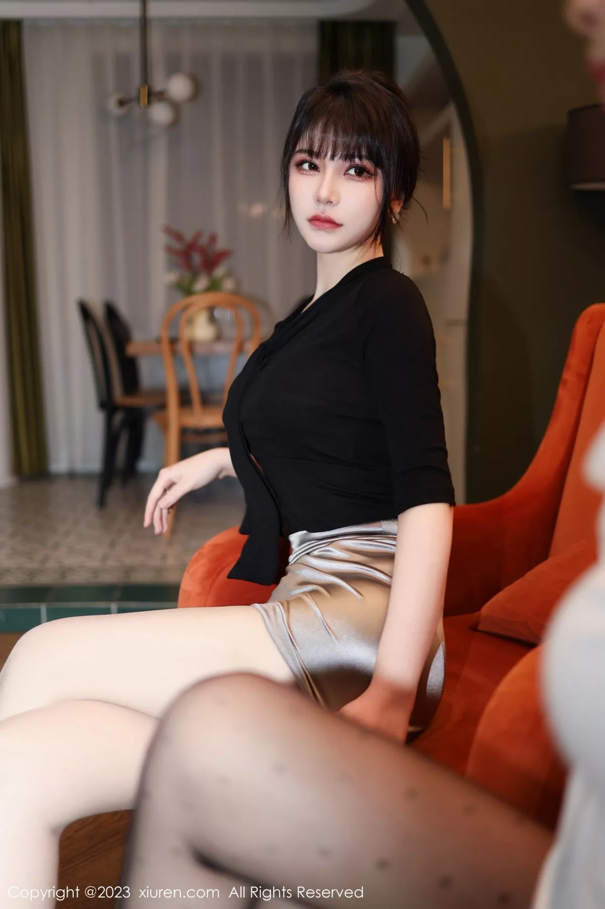 秀人集.com_[XiuRen秀人网]No.6256_模特桃桃子闺蜜剧情主题性感黑白丝袜系列秀美腿迷人诱惑写真85P