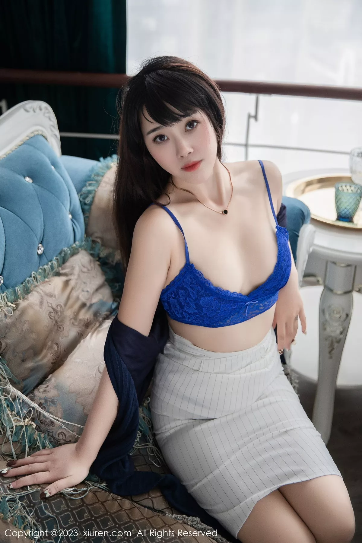 秀人集.com_[XiuRen秀人网]No.6272_模特严利娅Yuliya蓝色上衣配白短裙露蓝色内衣超薄肉丝诱惑写真63P