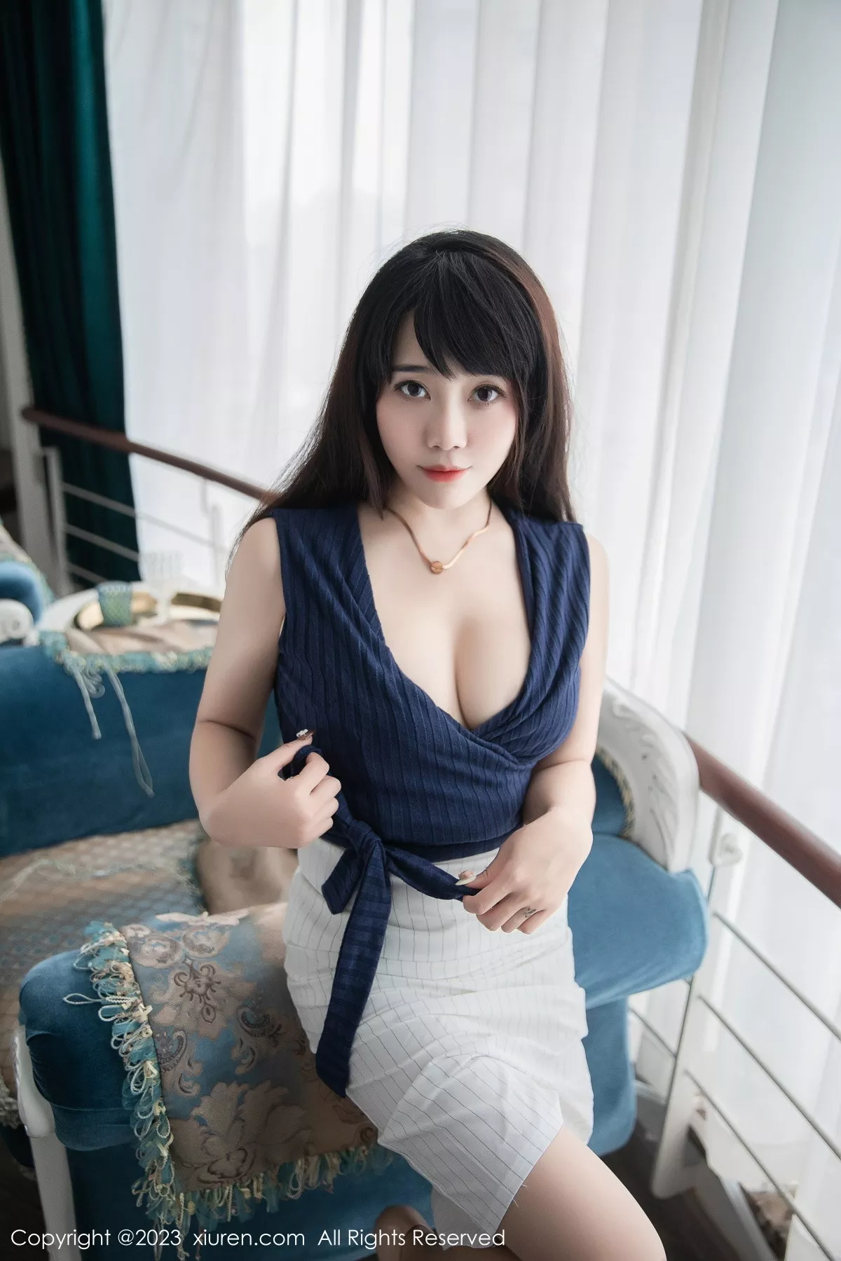 秀人集.com_[XiuRen秀人网]No.6272_模特严利娅Yuliya蓝色上衣配白短裙露蓝色内衣超薄肉丝诱惑写真63P