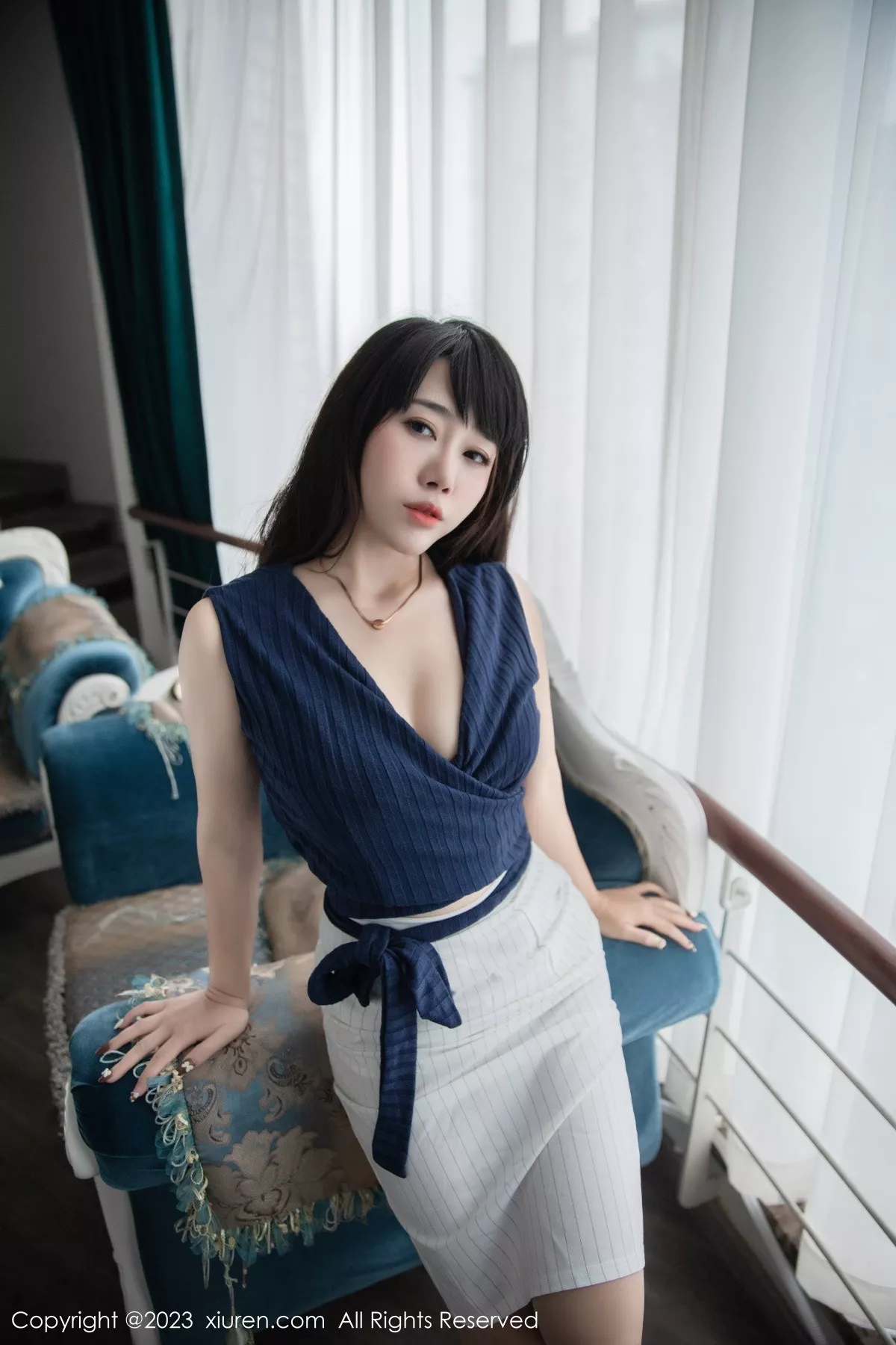 秀人集.com_[XiuRen秀人网]No.6272_模特严利娅Yuliya蓝色上衣配白短裙露蓝色内衣超薄肉丝诱惑写真63P