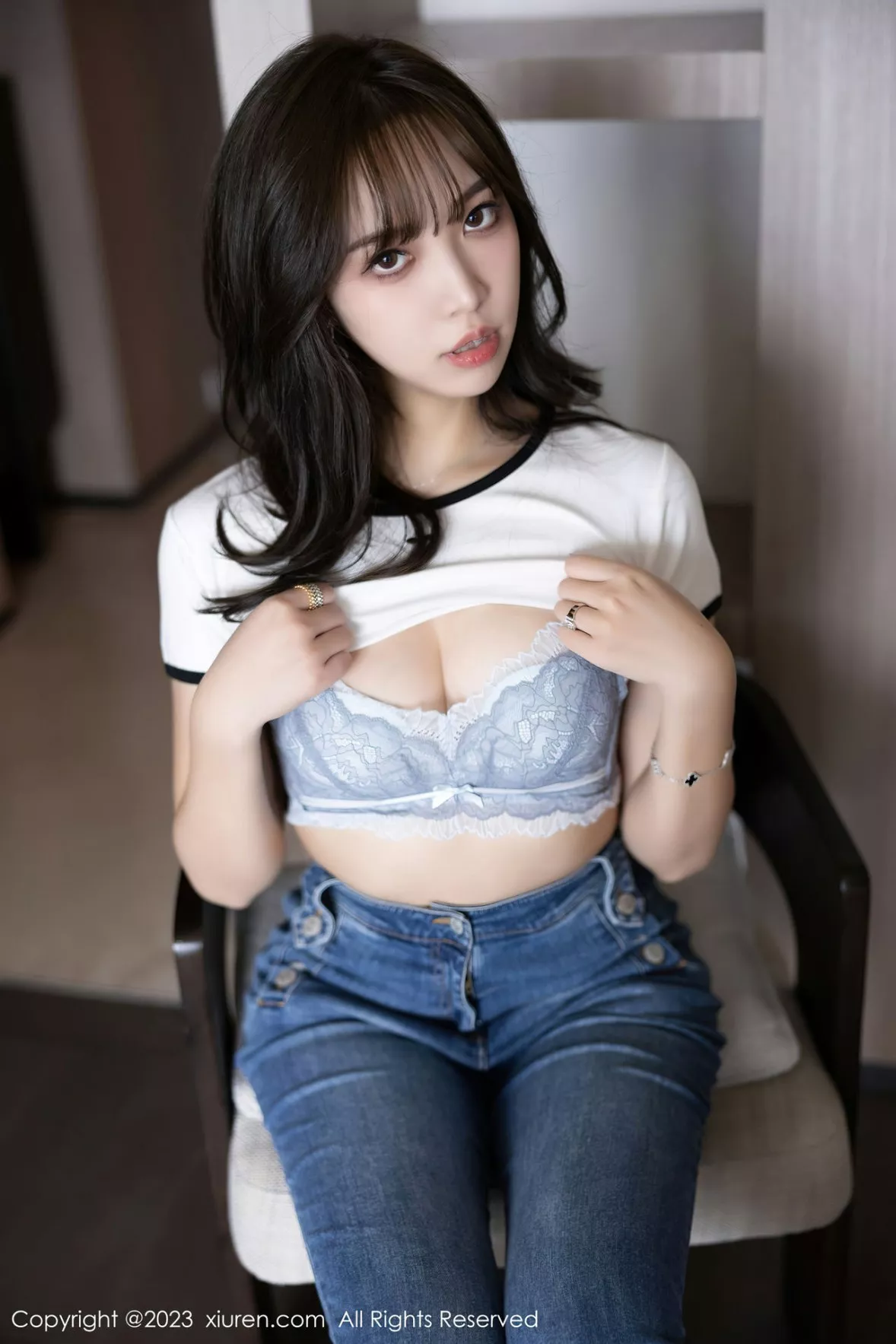 秀人集.com_[XiuRen秀人网]No.6160_模特郑颖姗Bev白色上衣配牛仔长裤露蕾丝内衣超薄肉丝诱惑写真90P