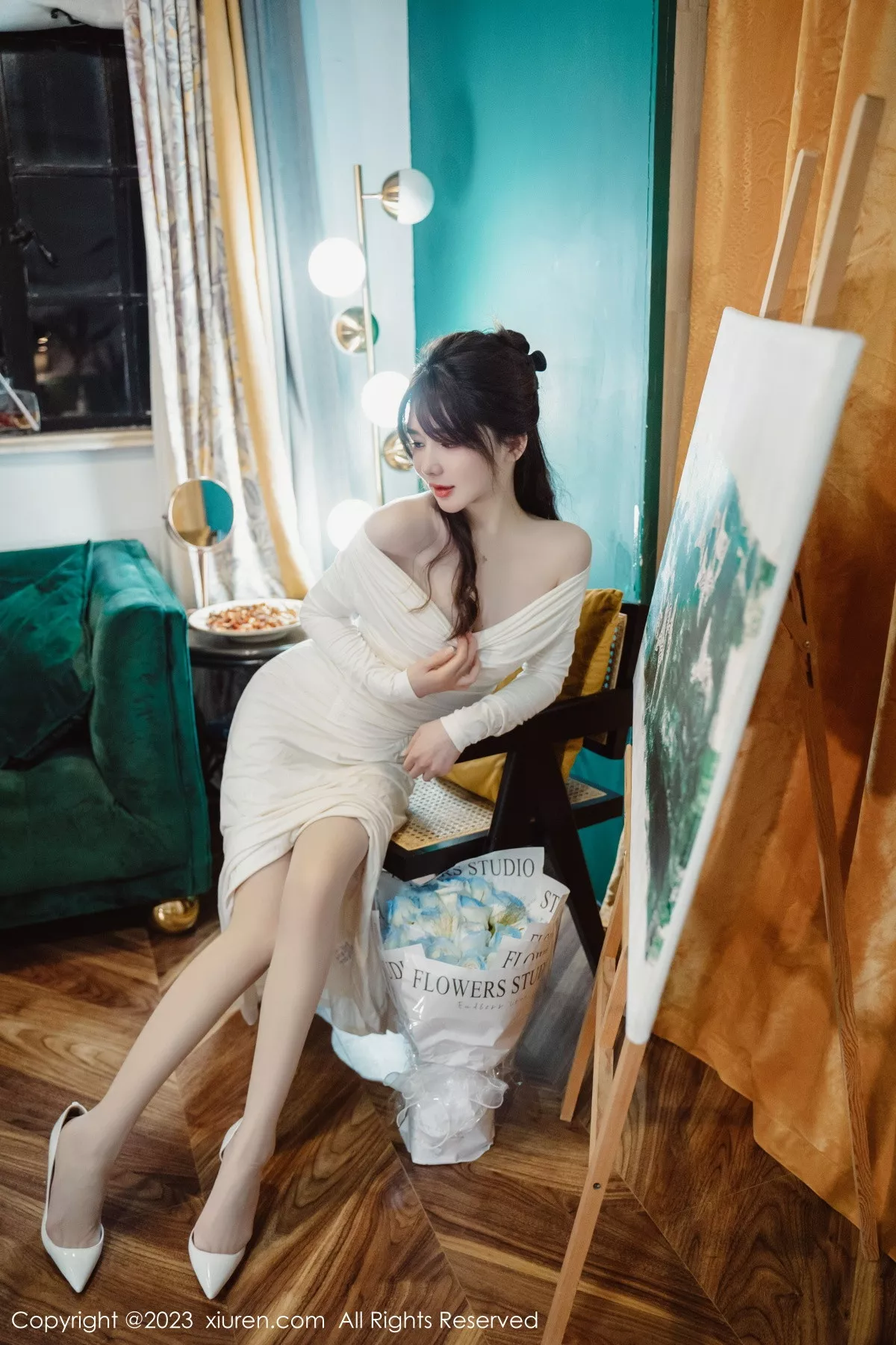 秀人集.com_[XiuRen秀人网]No.6182_模特婠婠么脱白色连衣长裙露蕾丝内衣配开档白丝迷人诱惑写真79P
