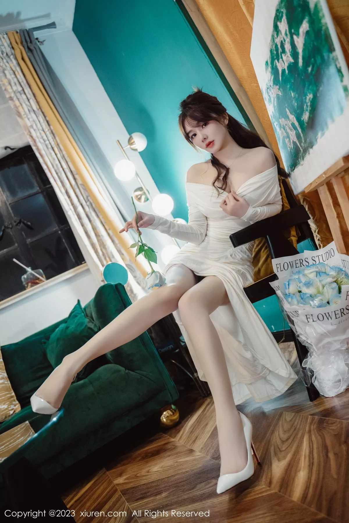 秀人集.com_[XiuRen秀人网]No.6182_模特婠婠么脱白色连衣长裙露蕾丝内衣配开档白丝迷人诱惑写真79P