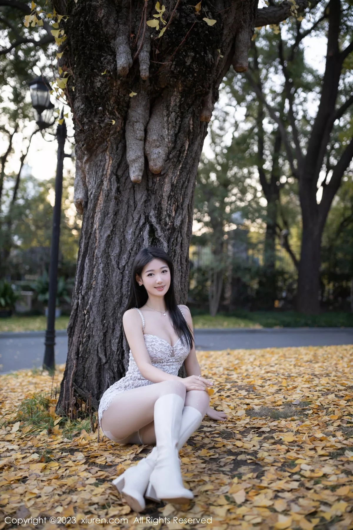 秀人集.com_[XiuRen秀人网]No.6331_模特唐安琪性感白色蕾丝吊带裙配开档白丝秀曼妙身姿诱惑写真79P