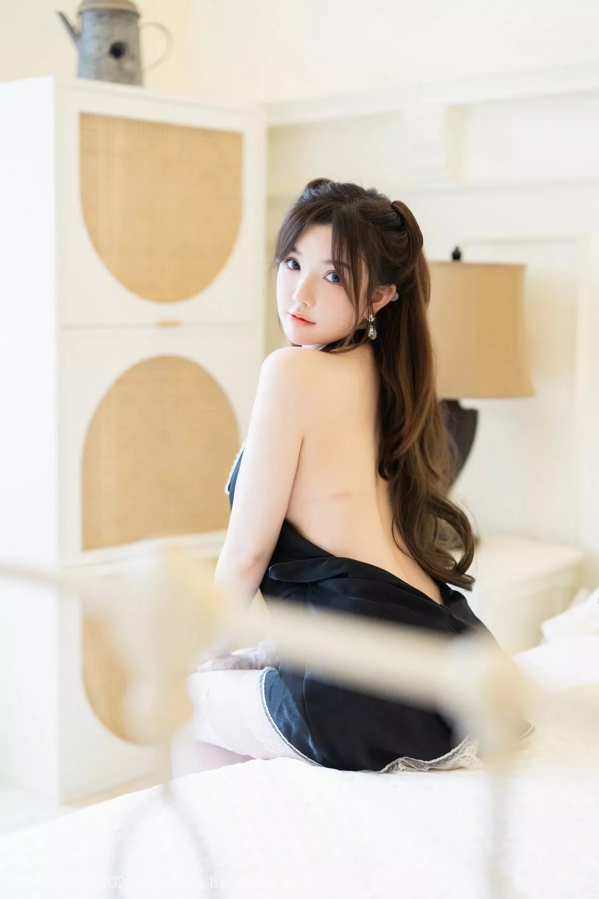 秀人集.com_[MyGirl美媛馆]Vol.648_模特糯美子MINIbabe淡蓝露肩连衣短裙秀童颜巨乳身材诱惑写真45P