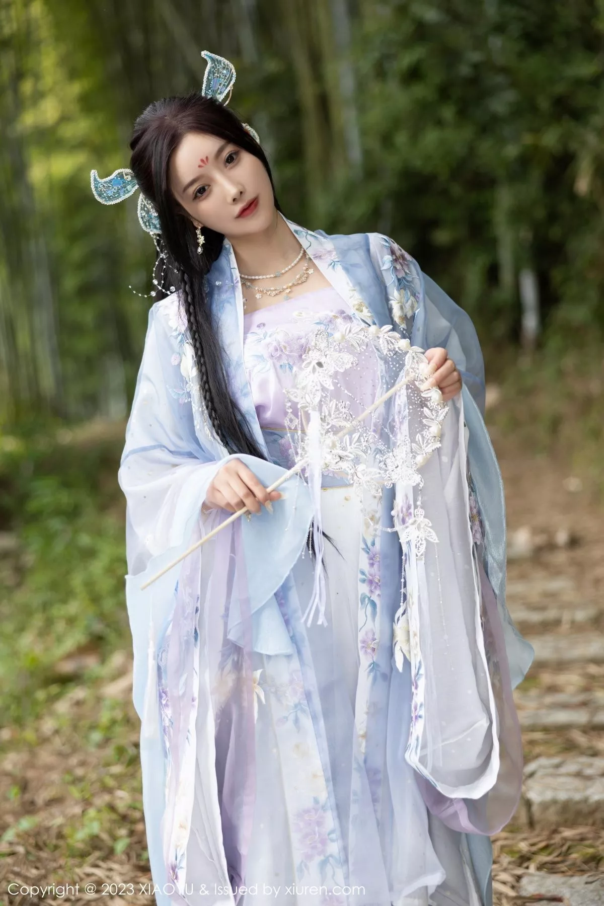 秀人集.com_[XiaoYu画语界]Vol.970_女神杨晨晨Yome脱淡蓝紫色古装服露白色蕾丝内衣完美诱惑写真91P