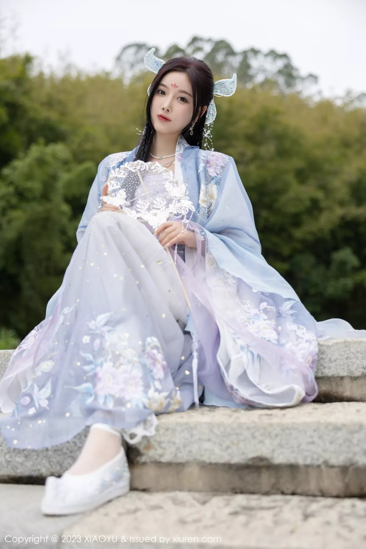 秀人集.com_[XiaoYu画语界]Vol.970_女神杨晨晨Yome脱淡蓝紫色古装服露白色蕾丝内衣完美诱惑写真91P
