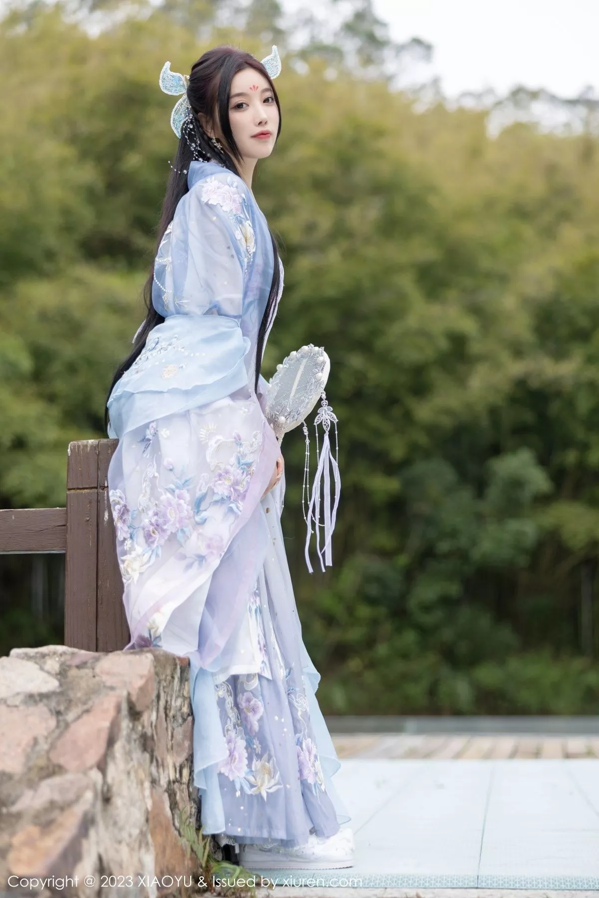 秀人集.com_[XiaoYu画语界]Vol.970_女神杨晨晨Yome脱淡蓝紫色古装服露白色蕾丝内衣完美诱惑写真91P