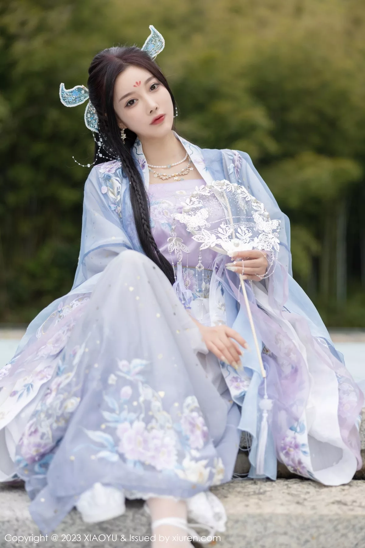 秀人集.com_[XiaoYu画语界]Vol.970_女神杨晨晨Yome脱淡蓝紫色古装服露白色蕾丝内衣完美诱惑写真91P