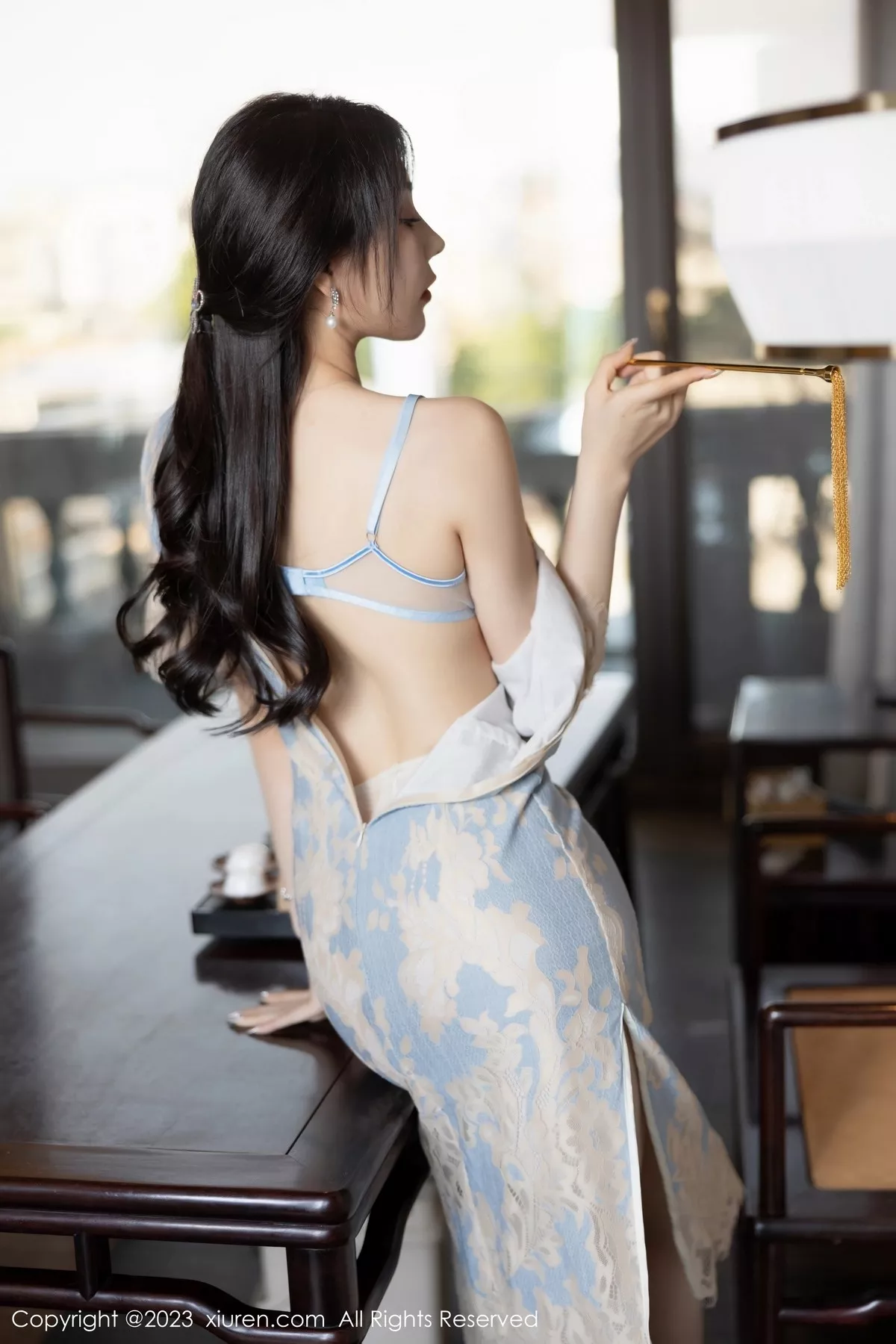秀人集.com_[XiuRen秀人网]No.6434_女神徐莉芝Booty脱浅色旗袍露蓝浅色蕾丝内衣开档肉丝诱惑写真87P