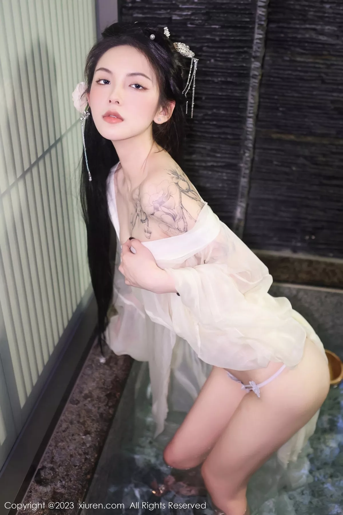 秀人集.com_[XiuRen秀人网]No.6430_模特乔一一温泉浴池白纱轻透古装服饰秀惹火身材极致诱惑写真82P