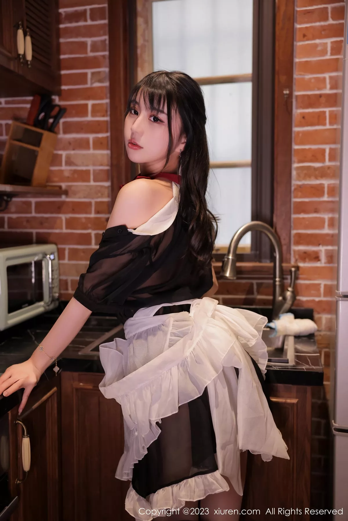 秀人集.com_[XiuRen秀人网]No.6310_模特tina_甜仔性感真空女仆装配超薄灰丝袜秀凹凸身材诱惑写真62P