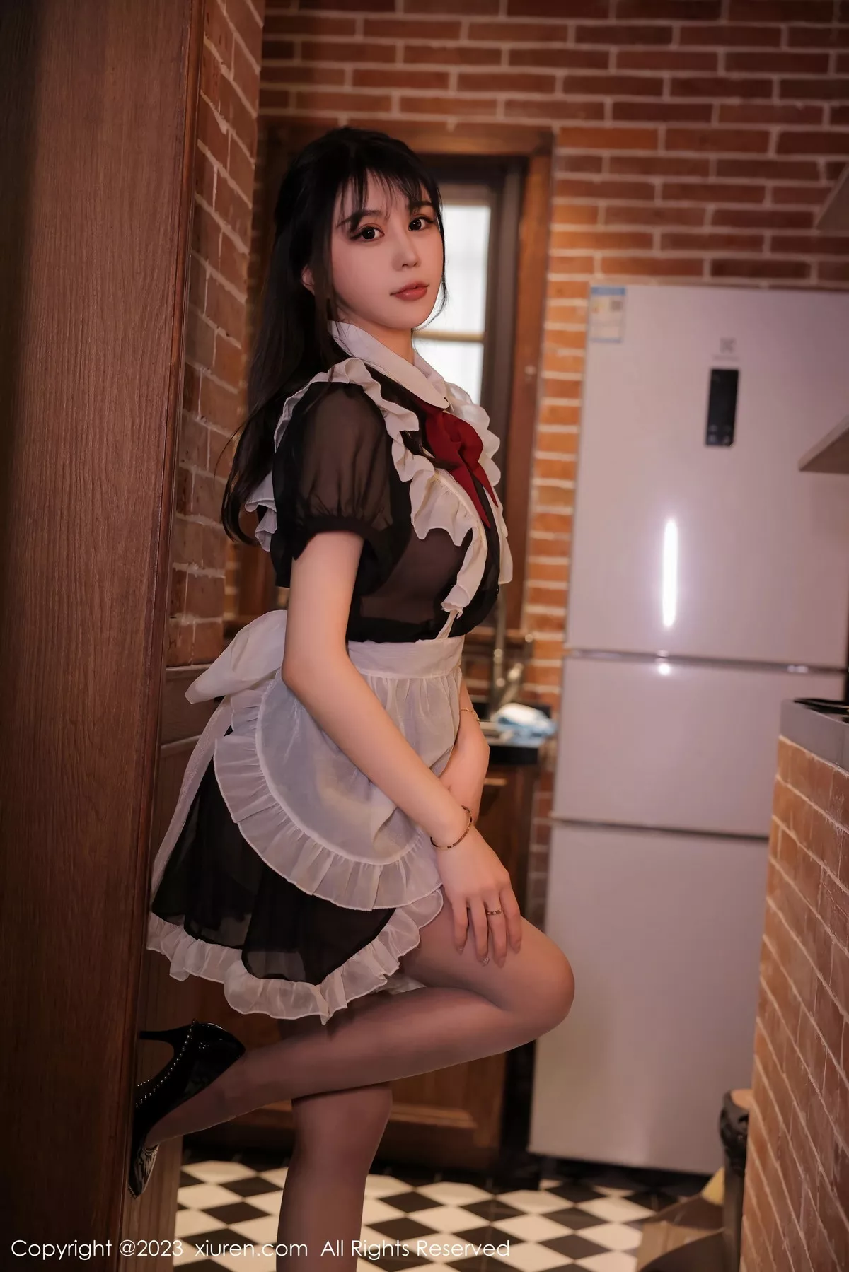 秀人集.com_[XiuRen秀人网]No.6310_模特tina_甜仔性感真空女仆装配超薄灰丝袜秀凹凸身材诱惑写真62P