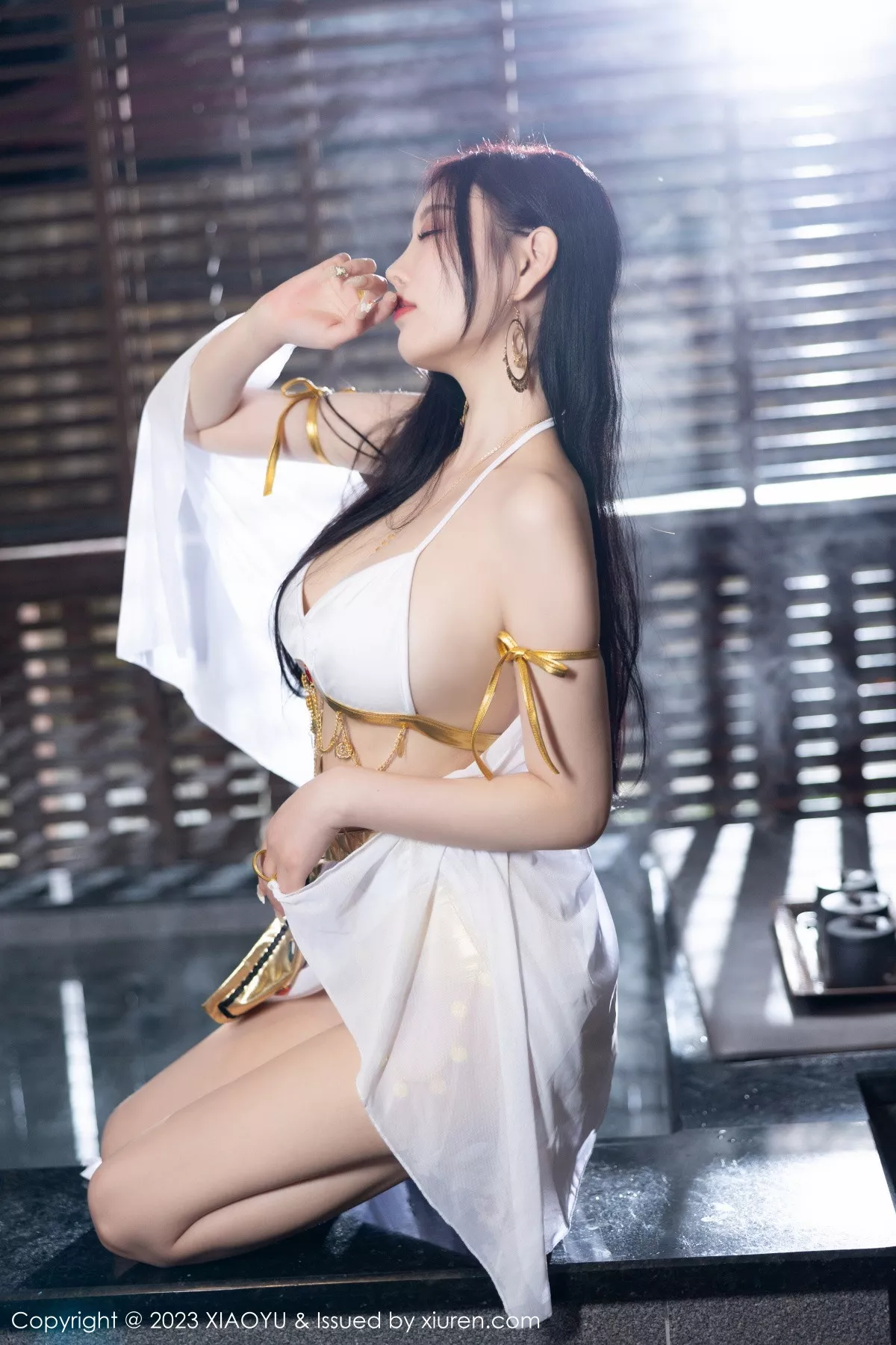 秀人集.com_[XiaoYu画语界]Vol.973_女神杨晨晨Yome性感白色诱人服饰秀完美绝伦身材撩人诱惑写真86P