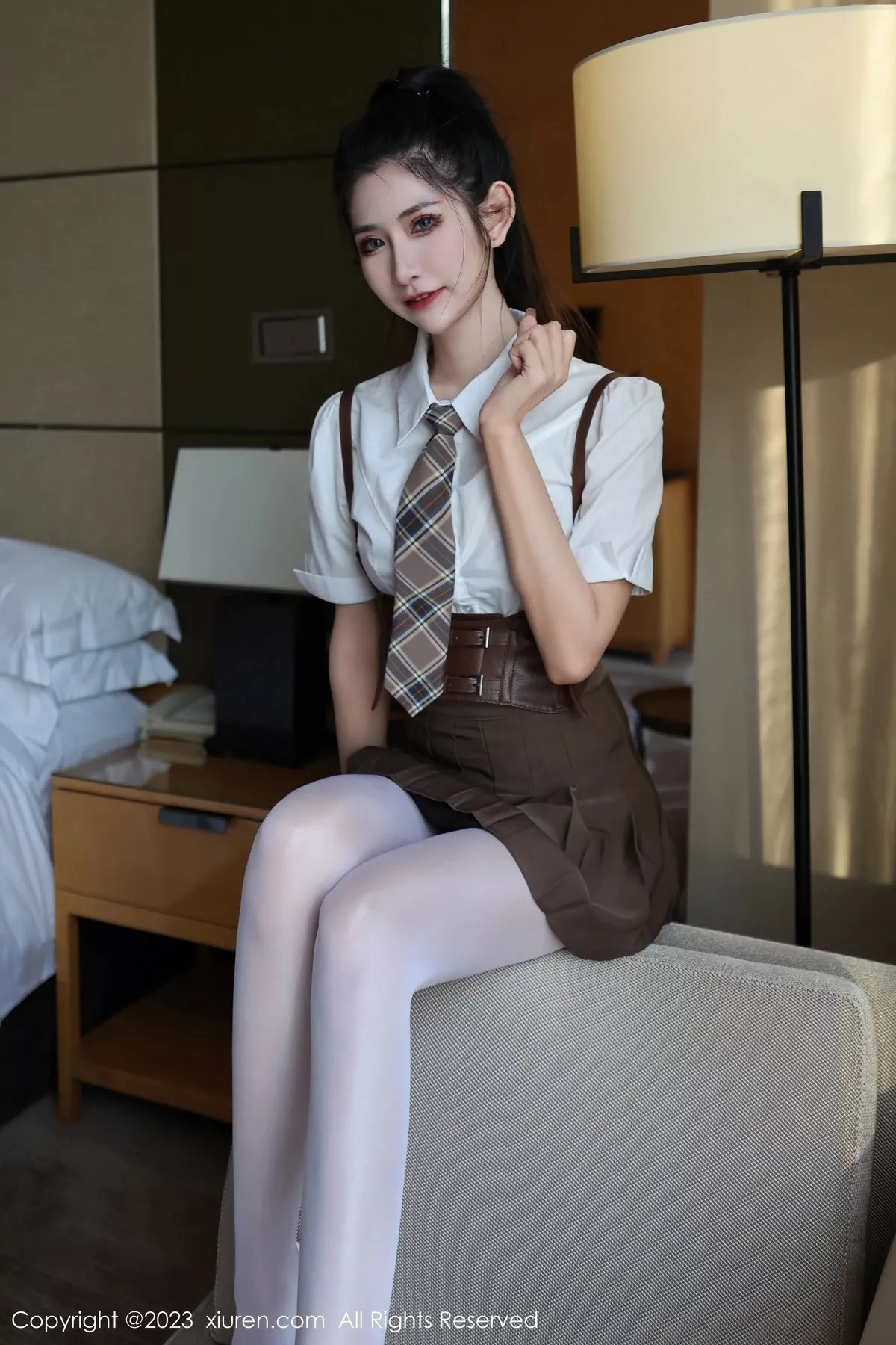 秀人集.com_[XiuRen秀人网]No.6478_模特依娜Yina私房半脱露性感红灰蕾丝内衣配开档白丝诱惑写真97P