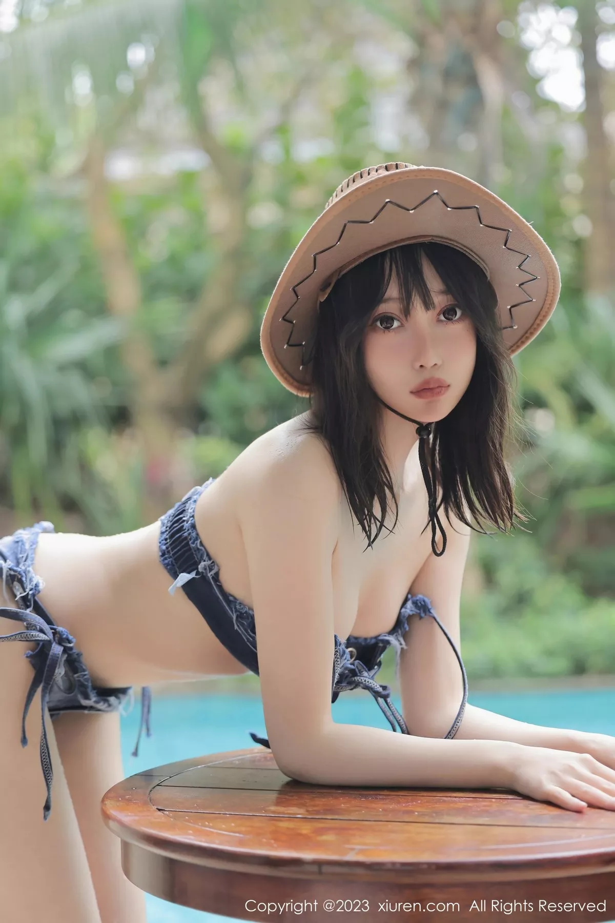 秀人集.com_[XiuRen秀人网]No.6504_模特玥儿玥er泳池边性感牛仔比基尼秀曼妙身姿迷人诱惑写真71P