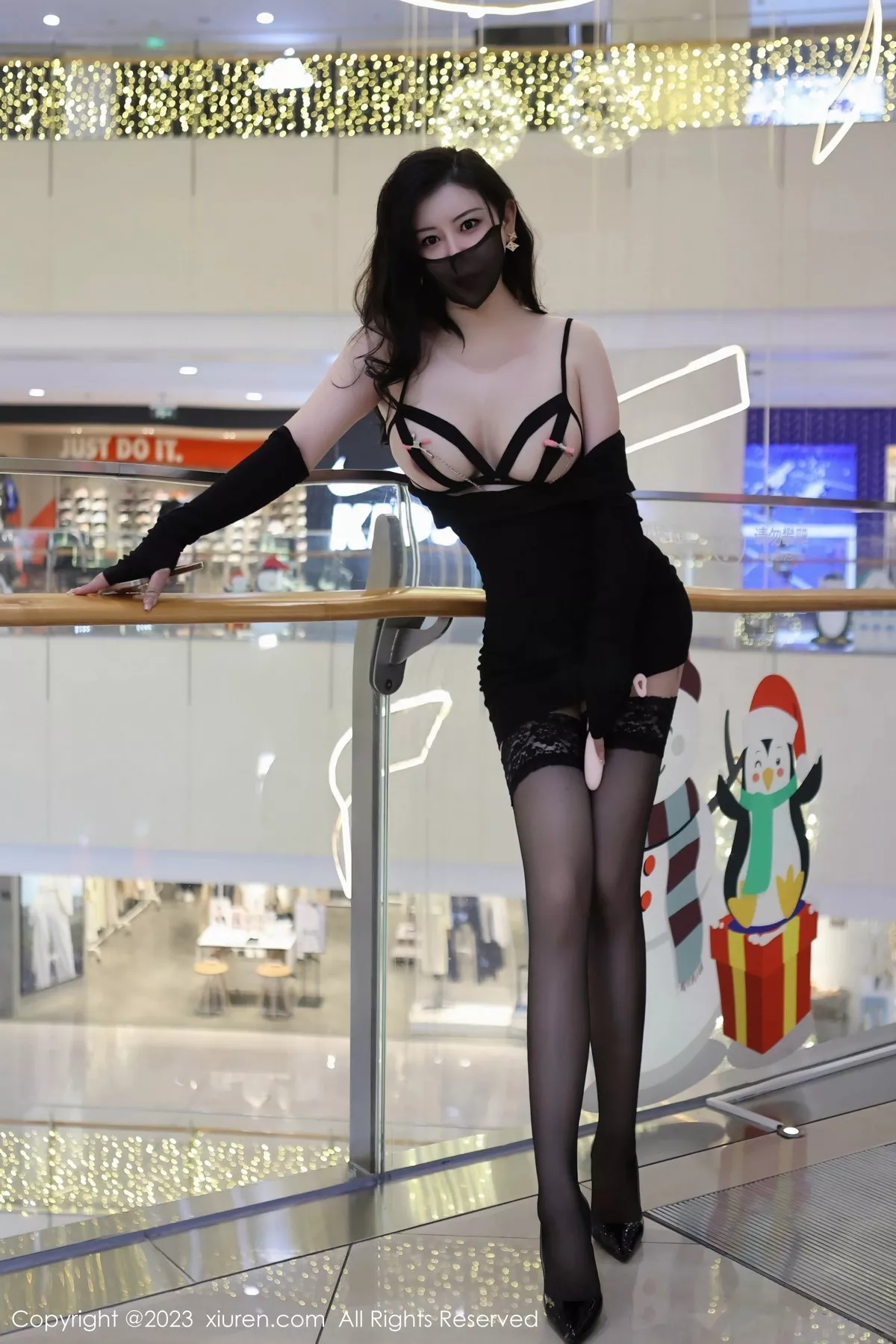 秀人集.com_[XiuRen秀人网]No.6515_模特王婉悠Queen性感黑色情趣内衣配蕾丝袜秀惹火身材诱惑写真80P