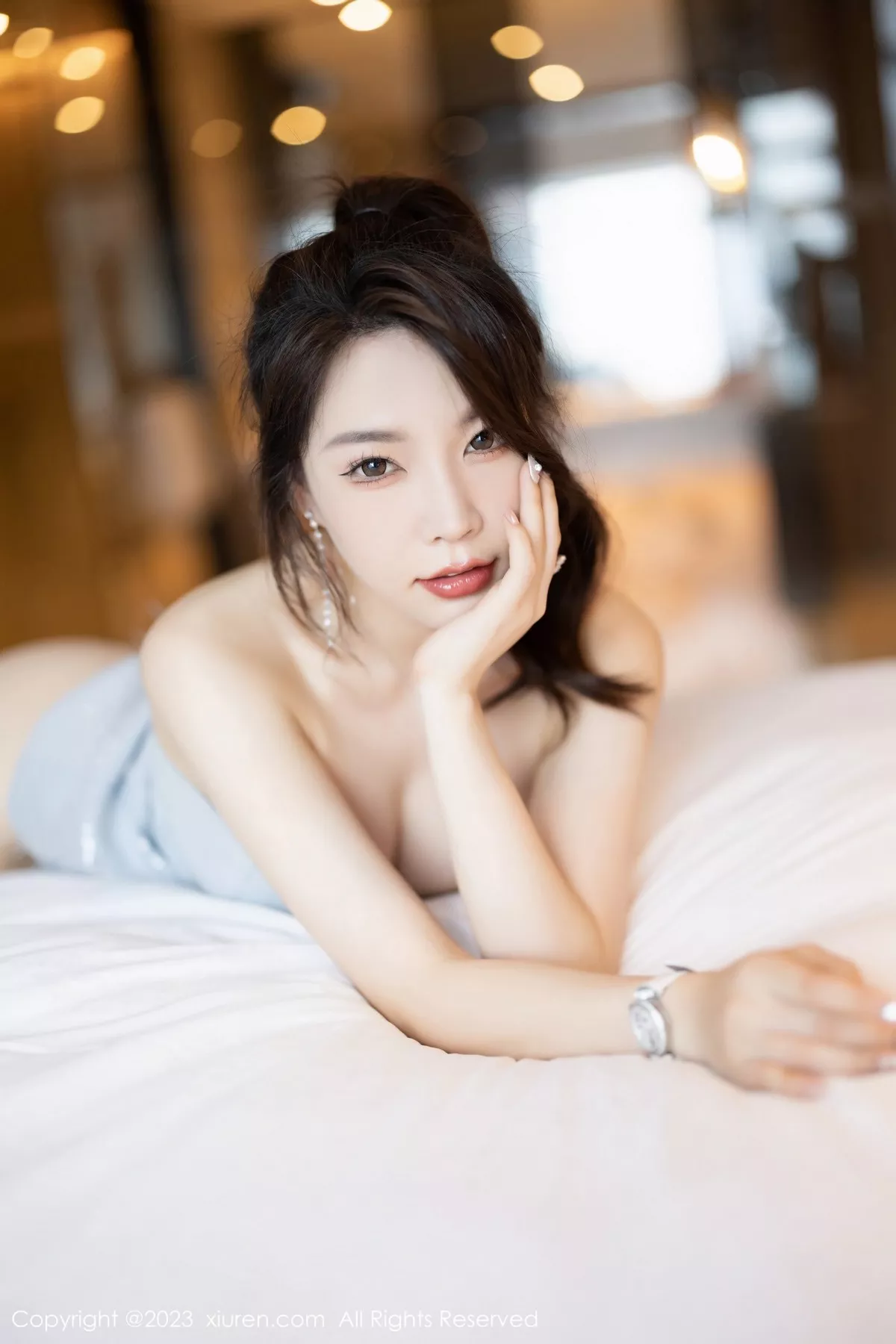 秀人集.com_[XiuRen秀人网]No.6557_女神徐莉芝Booty黑灰露肩连身裙配超薄灰丝秀完美身材诱惑写真90P