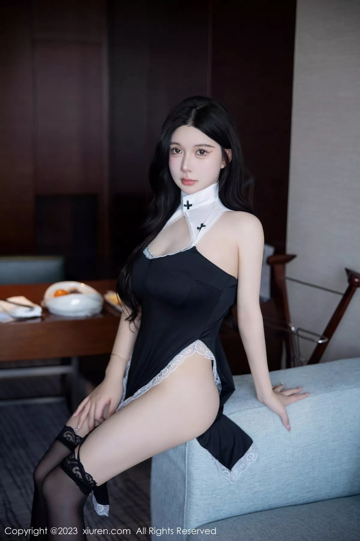 秀人集.com_[XiuRen秀人网]No.6577_模特林珊珊性感黑色修女服配超薄黑丝半脱秀曼妙身姿诱惑写真86P
