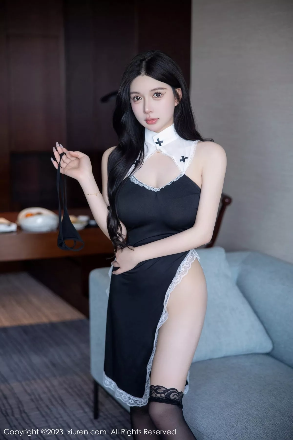秀人集.com_[XiuRen秀人网]No.6577_模特林珊珊性感黑色修女服配超薄黑丝半脱秀曼妙身姿诱惑写真86P