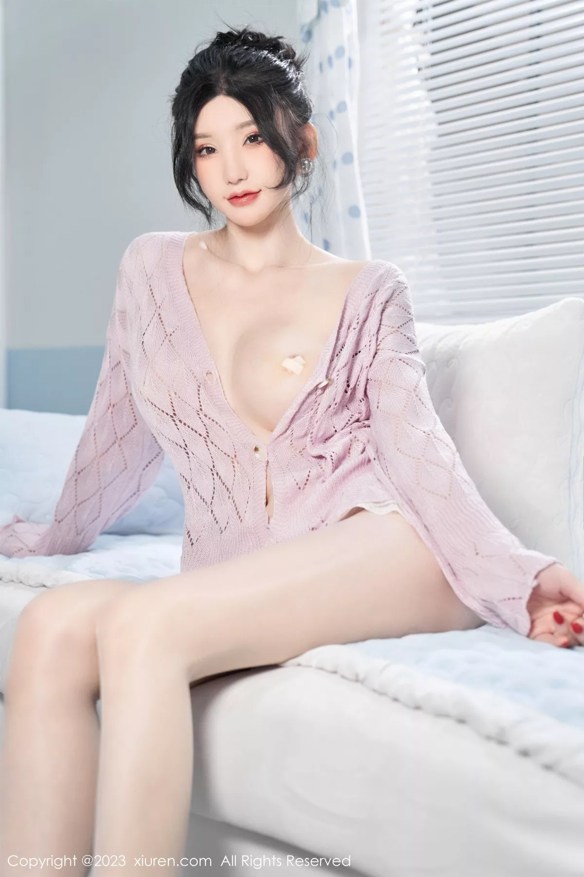 秀人集.com_[XiuRen秀人网]No.6580_女神周于希Sally性感粉色服饰配超薄肉丝半脱露豪乳遮点诱惑写真80P